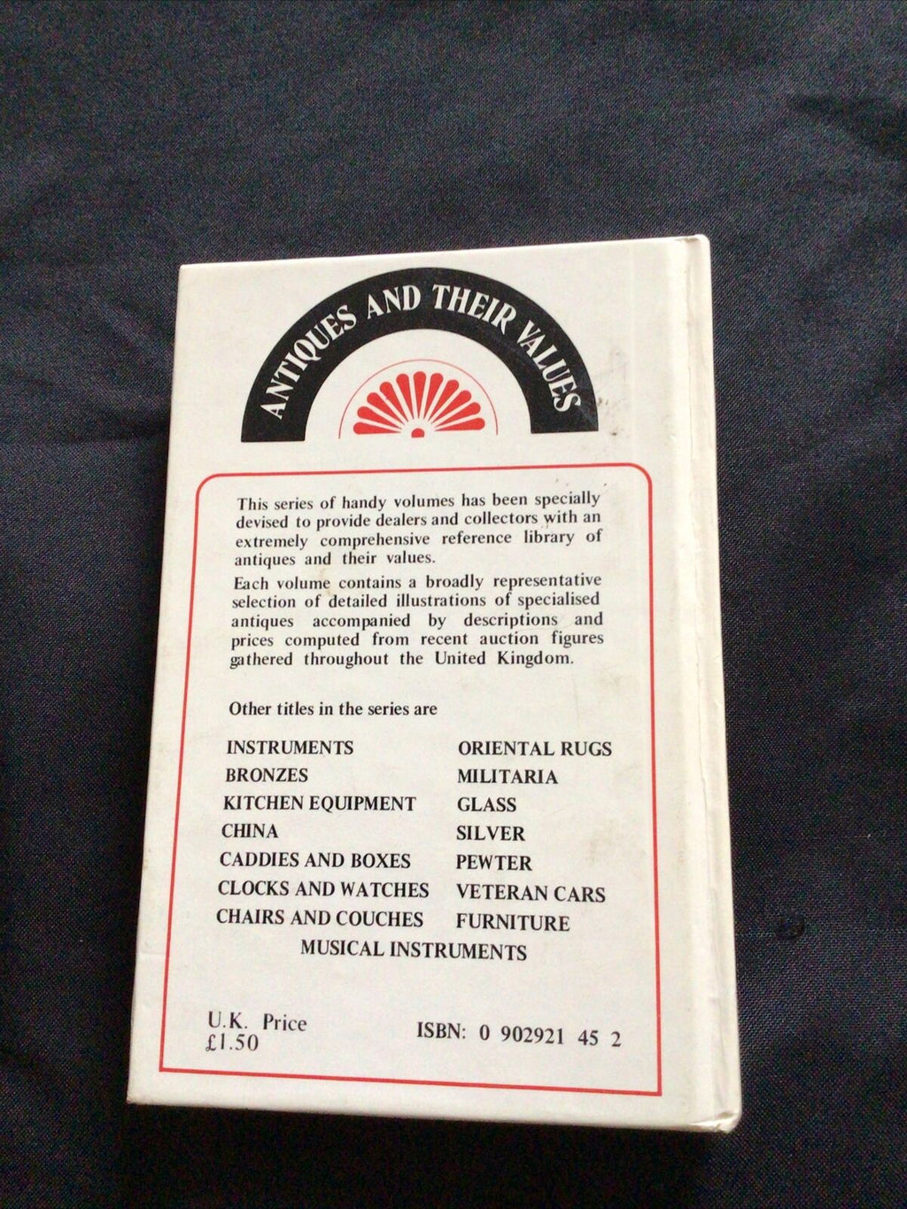 BOOK - Lyle pocket Antiques & Their Values 1977 - DOLLS AND TOYS - (8587)