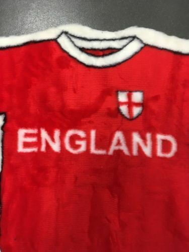 ENGLAND Football Red Shirt Faux Fur Rug - Washable perfect man cave gift -(2620)