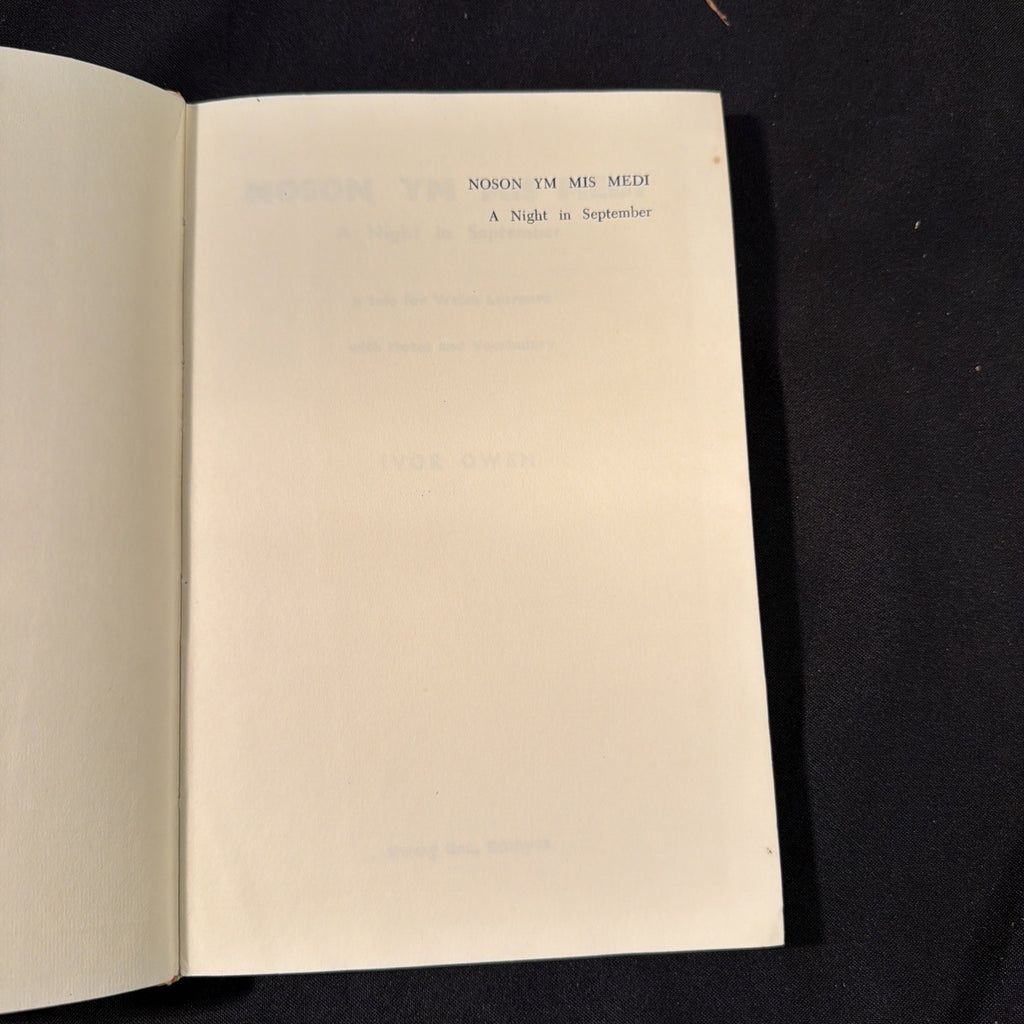 Noson Ym Mis Medi, Ivor Owen, A tale for welsh learners - Welsh Language book - (1874)