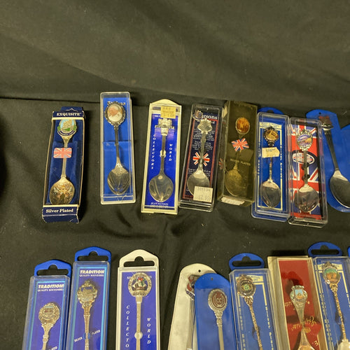 55 Collectable Souvenier Silver Plated Spoons Boxed Some Rare- (1585)