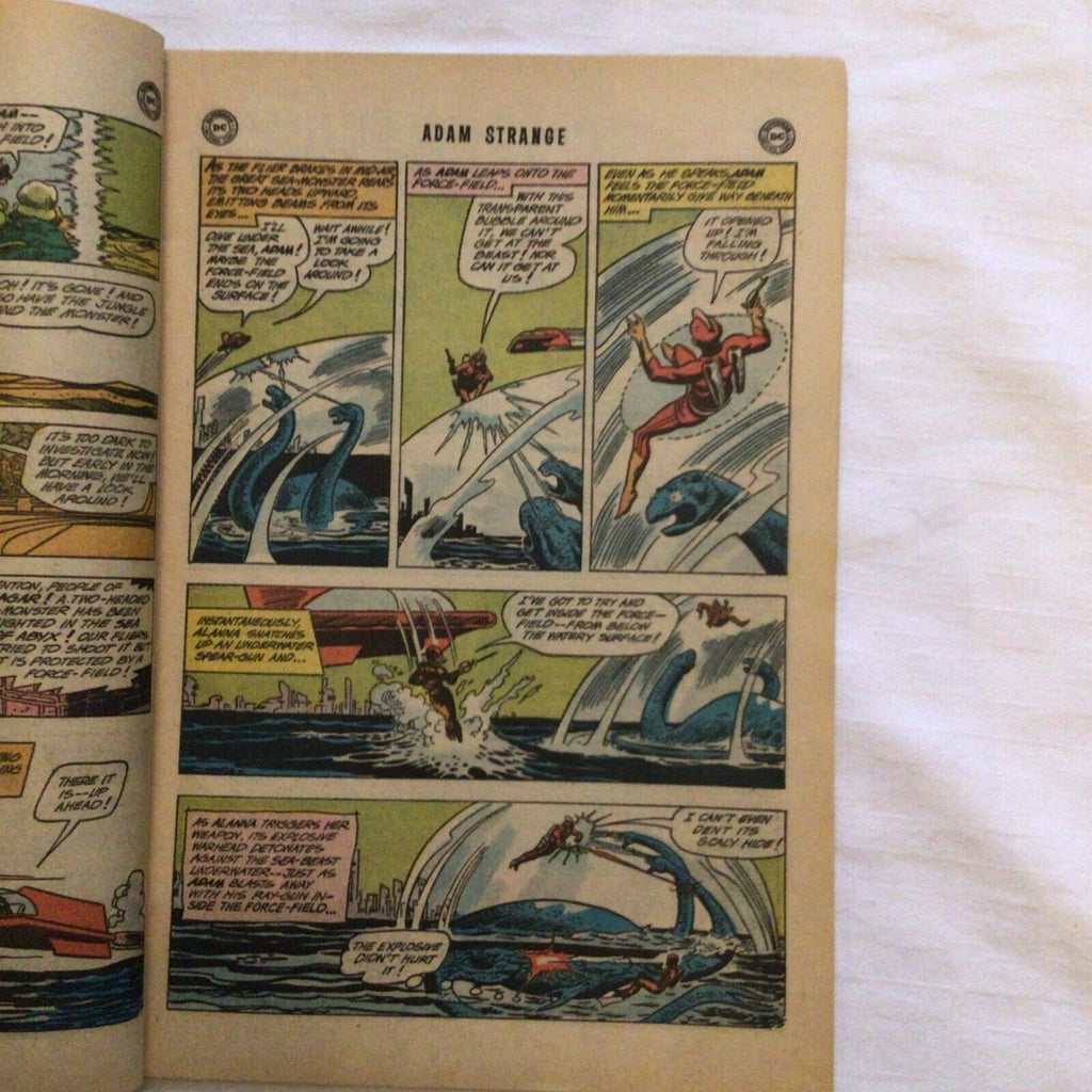 COMIC - DC Comics ADAM STRANGE War in Washington - Apr 1970 - New York - (8867)