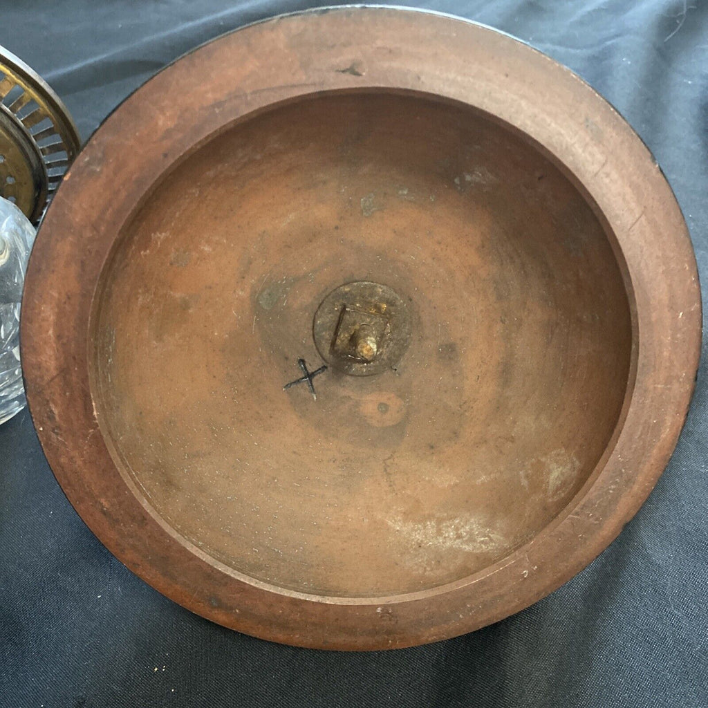 Oil Lamp brass Victoria Patent Aladdin chimney glass bulb - 9402