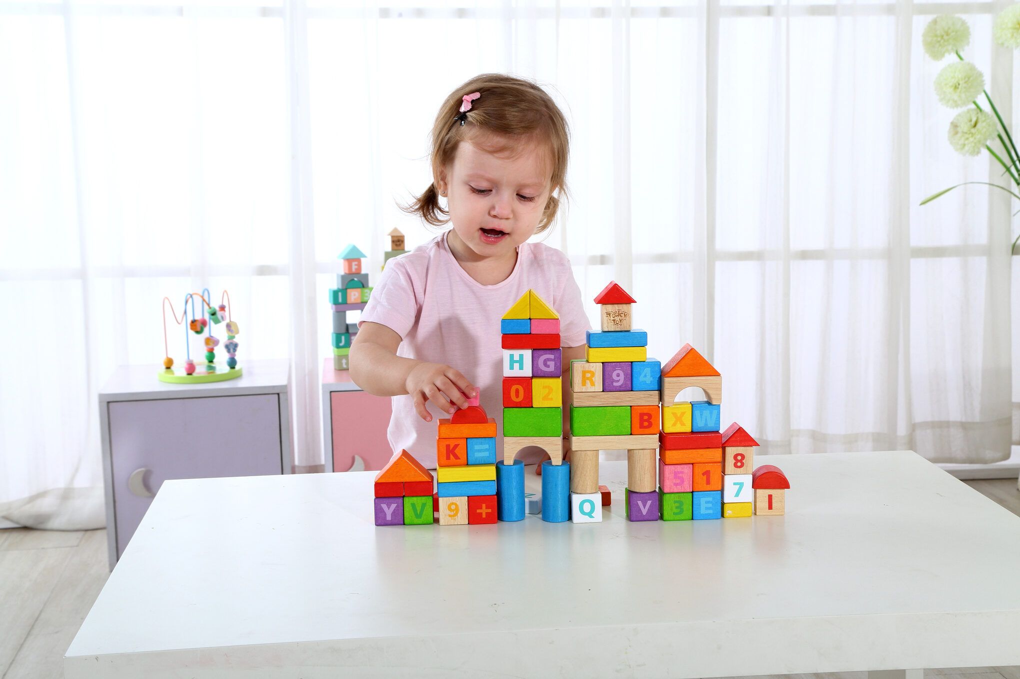 TOOKY TOYS Wooden Building Blocks 70pcs Rubber Wood Build a world