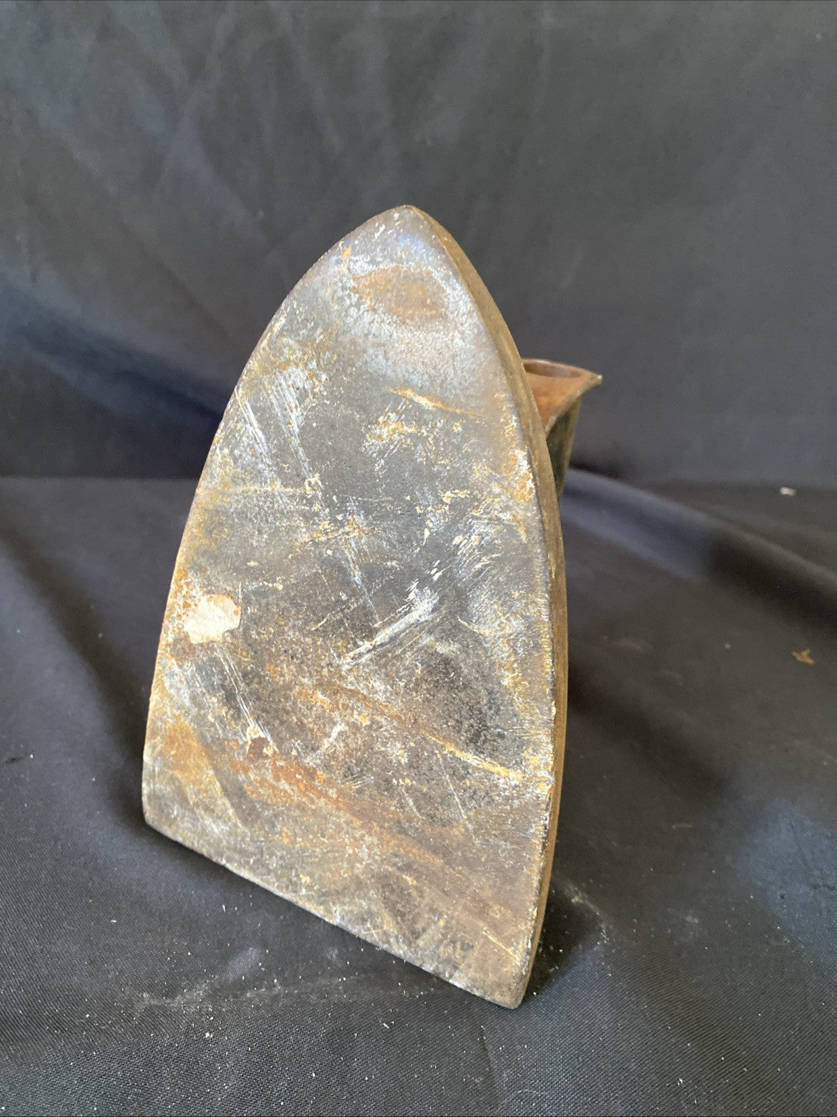 Antique Cast Iron Flat Clothes Iron Large Heavy Doorstop Kitchenalia - (1206)