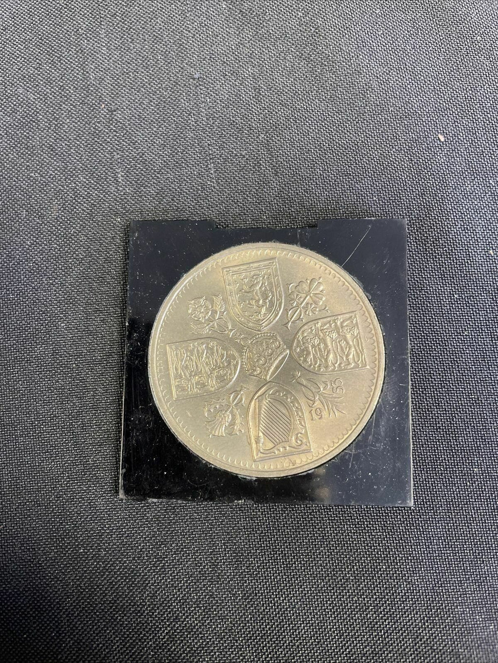Collectors five shilling Elizabeth II Coin 1953 - faith & truth -(8231)