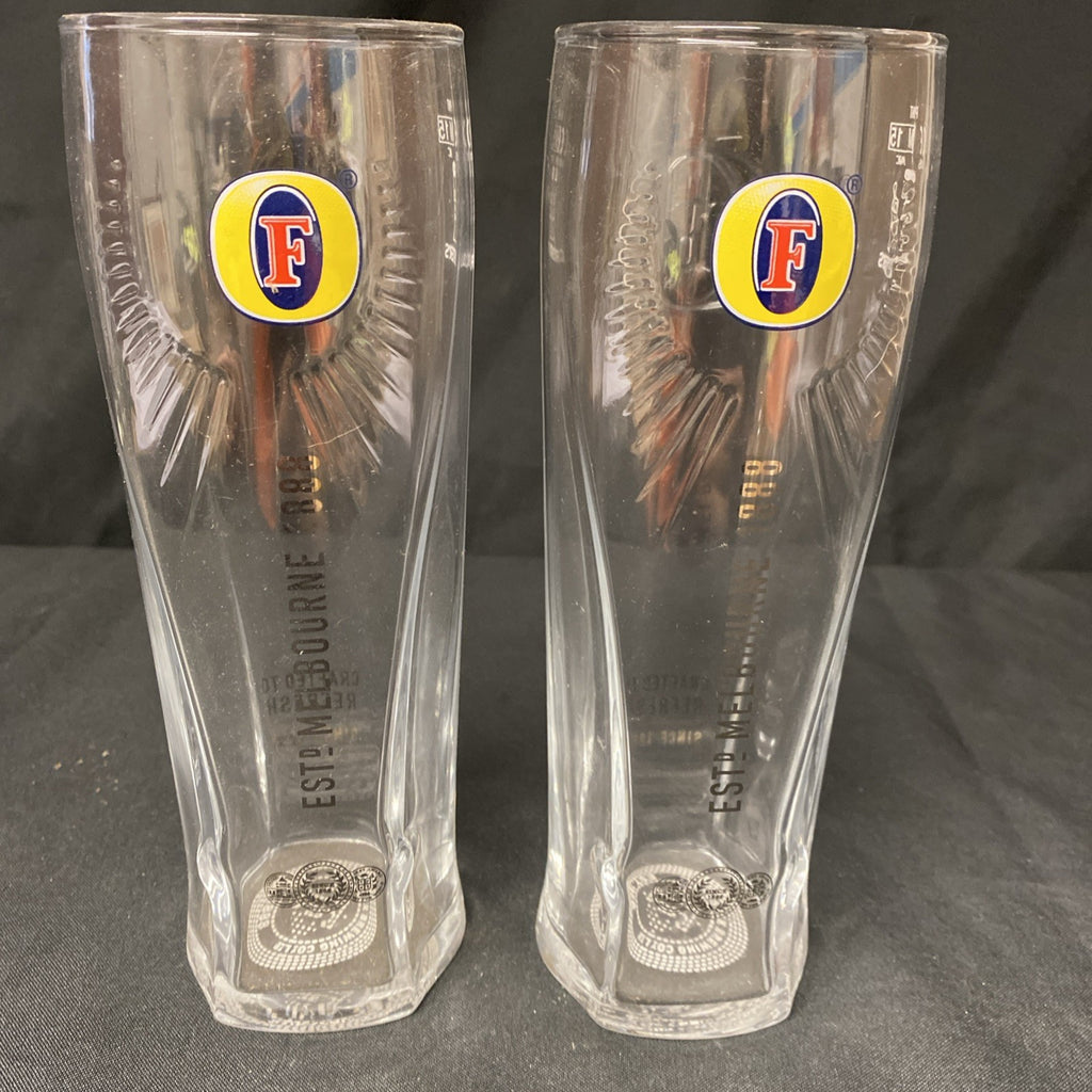 2X Fosters Etched Pint Glasses Lager Drinks Home Bar Pub Party (1335