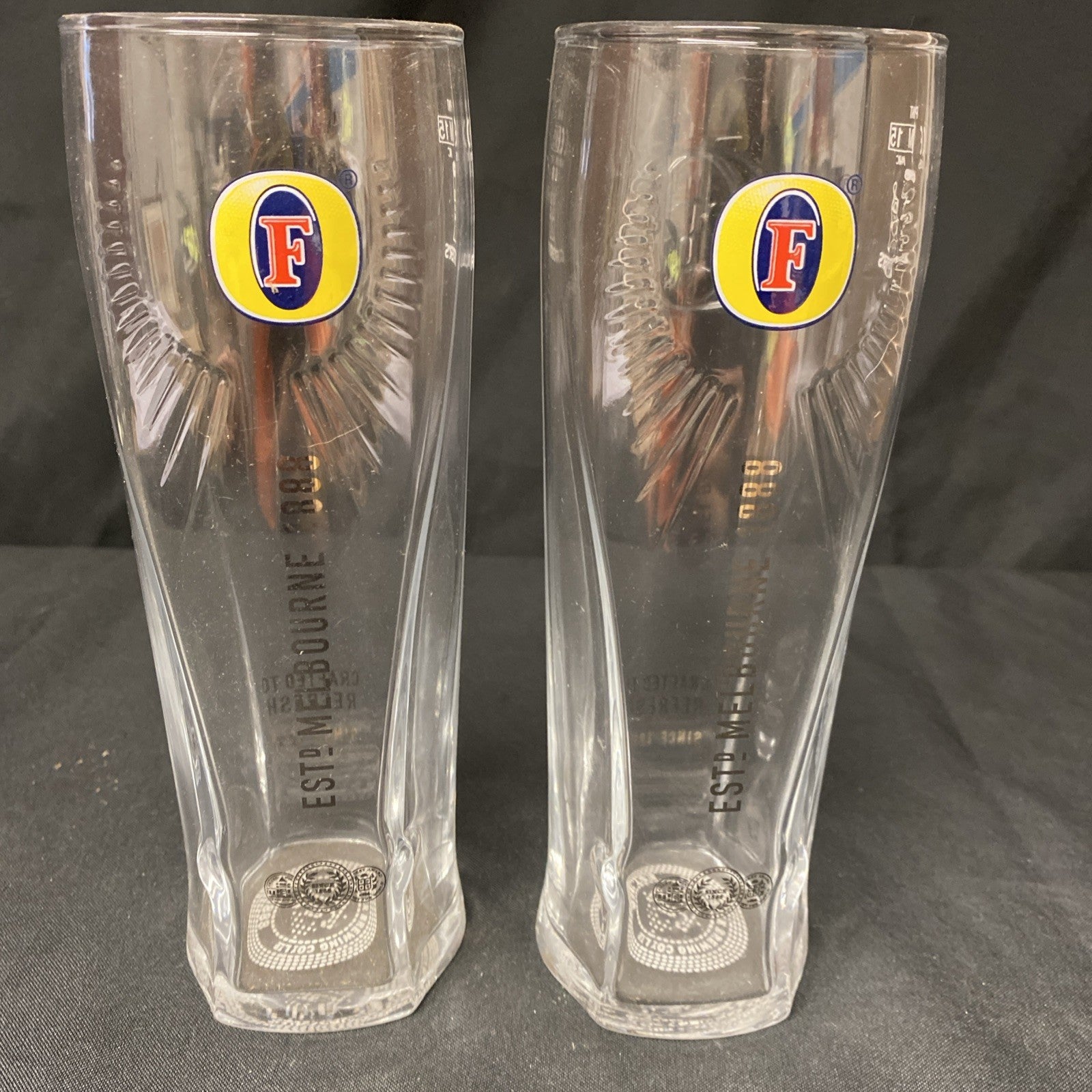 2X Fosters Etched Pint Glasses Lager Drinks Home Bar Pub Party (1335