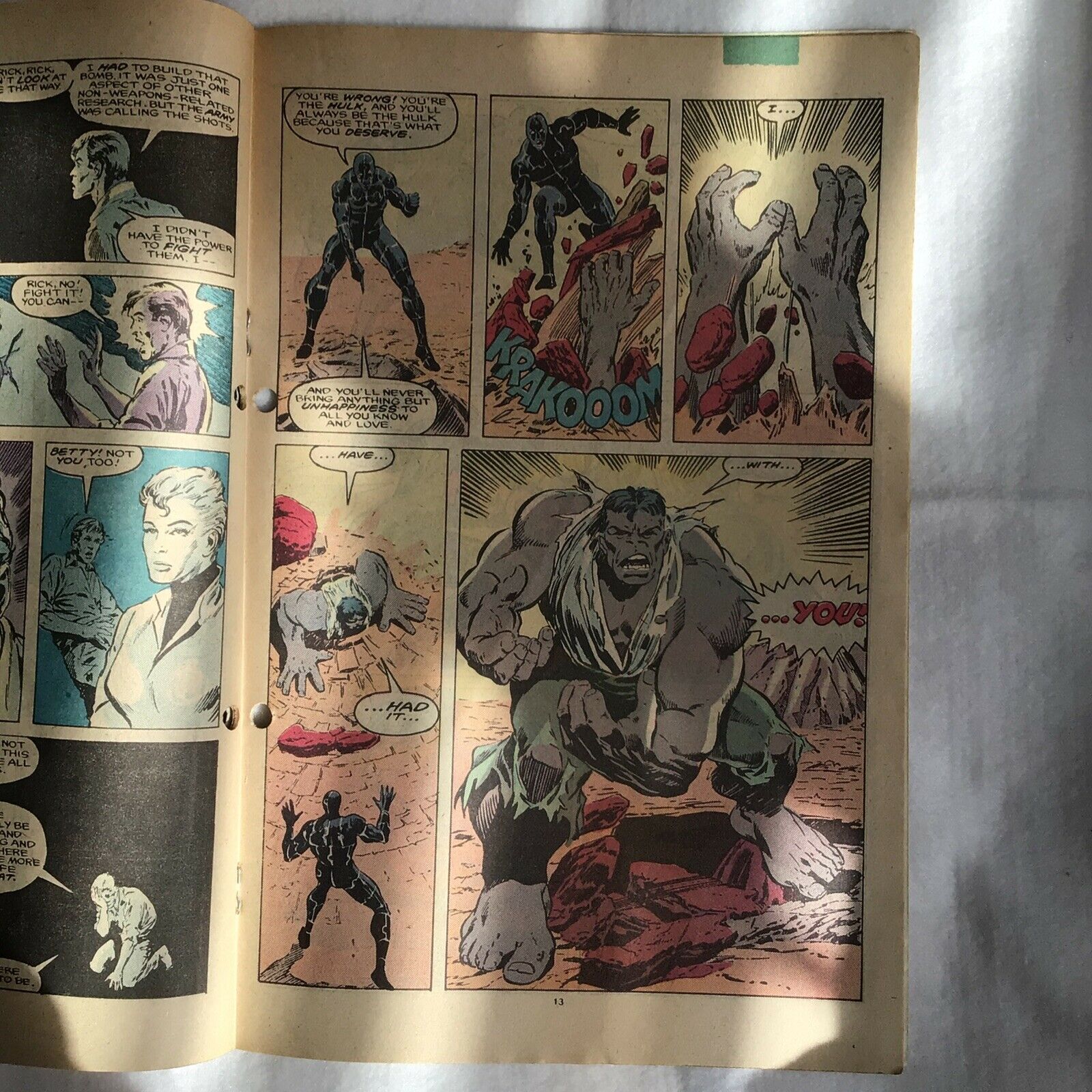 COMIC - MARVEL Comics THE INCREDIBLE HULK 25TH Anniversary Feb 1987- (8907)