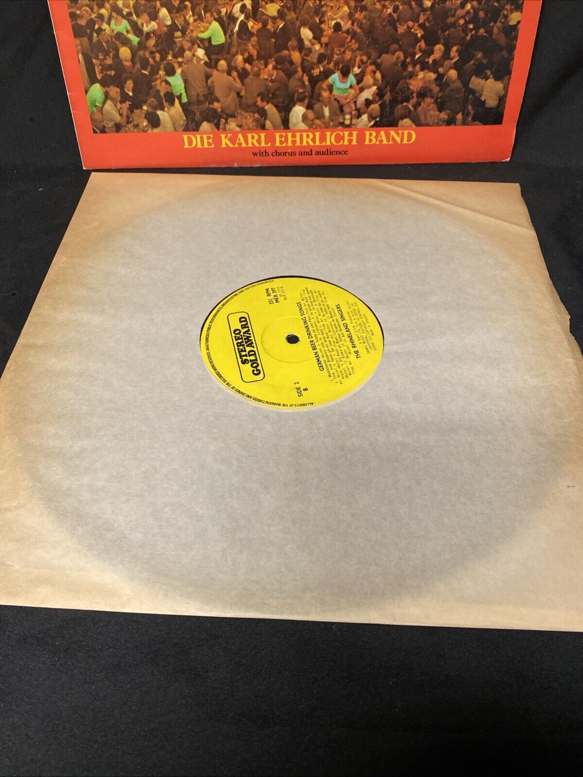 VINYL RECORD - German Beer Drinking Songs 1975 Excellent Cond MER397 -(5674)