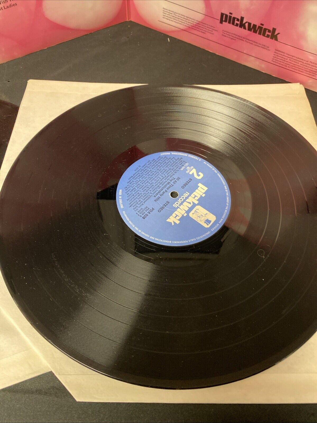 VINYL RECORD - 50 All Time party hits - Double LP 1970's - (5677)