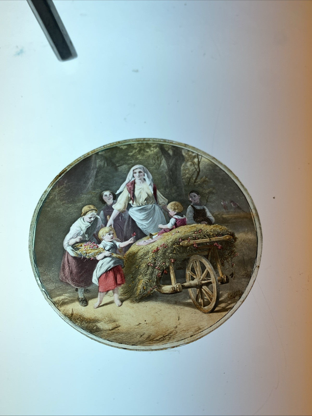 Magic Lantern Victorian Glass Round Handpainted Slide Children Gathering (1131)