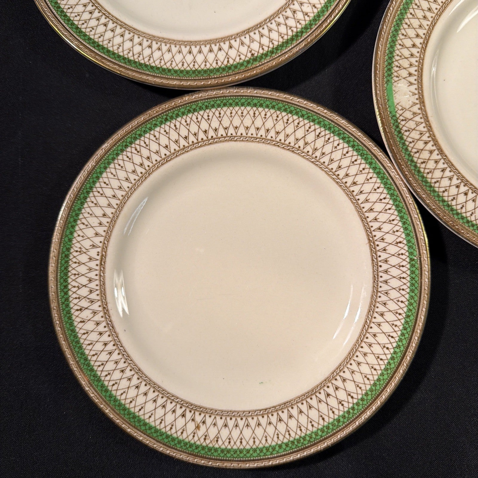 J&G Meakin Westminster design Green & Gold 3 x Side Plates 18cm D.  -(2074)