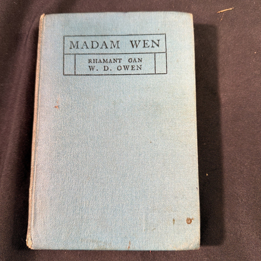 Madam Wen Rhamant Gan W.D.Owen - Welsh Language book - (1865)