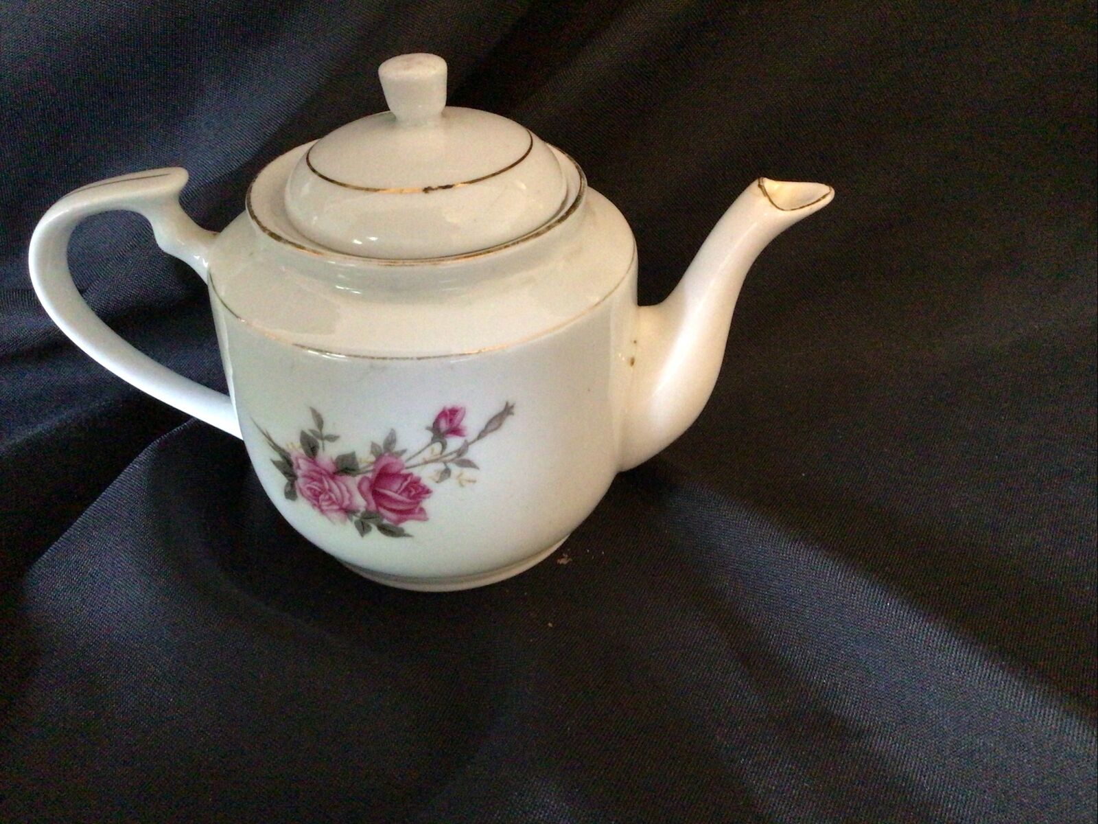 Teapot Collectors Small Ceramic Vintage 9cm Chinese Style - (8374)