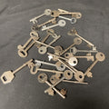 Vintage & Modern Key Lot of 25 Skeleton Keys Crafts Jewellery - (1362)