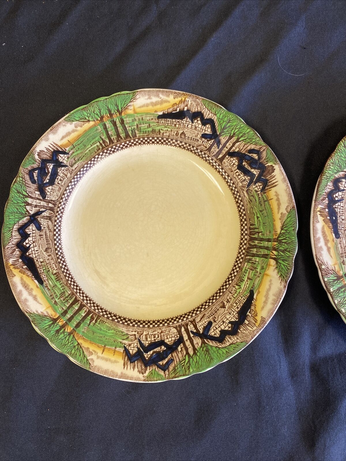 MYOTT Son & Co England's Countryside 2x 23cm Plates Vintage design - (7566)