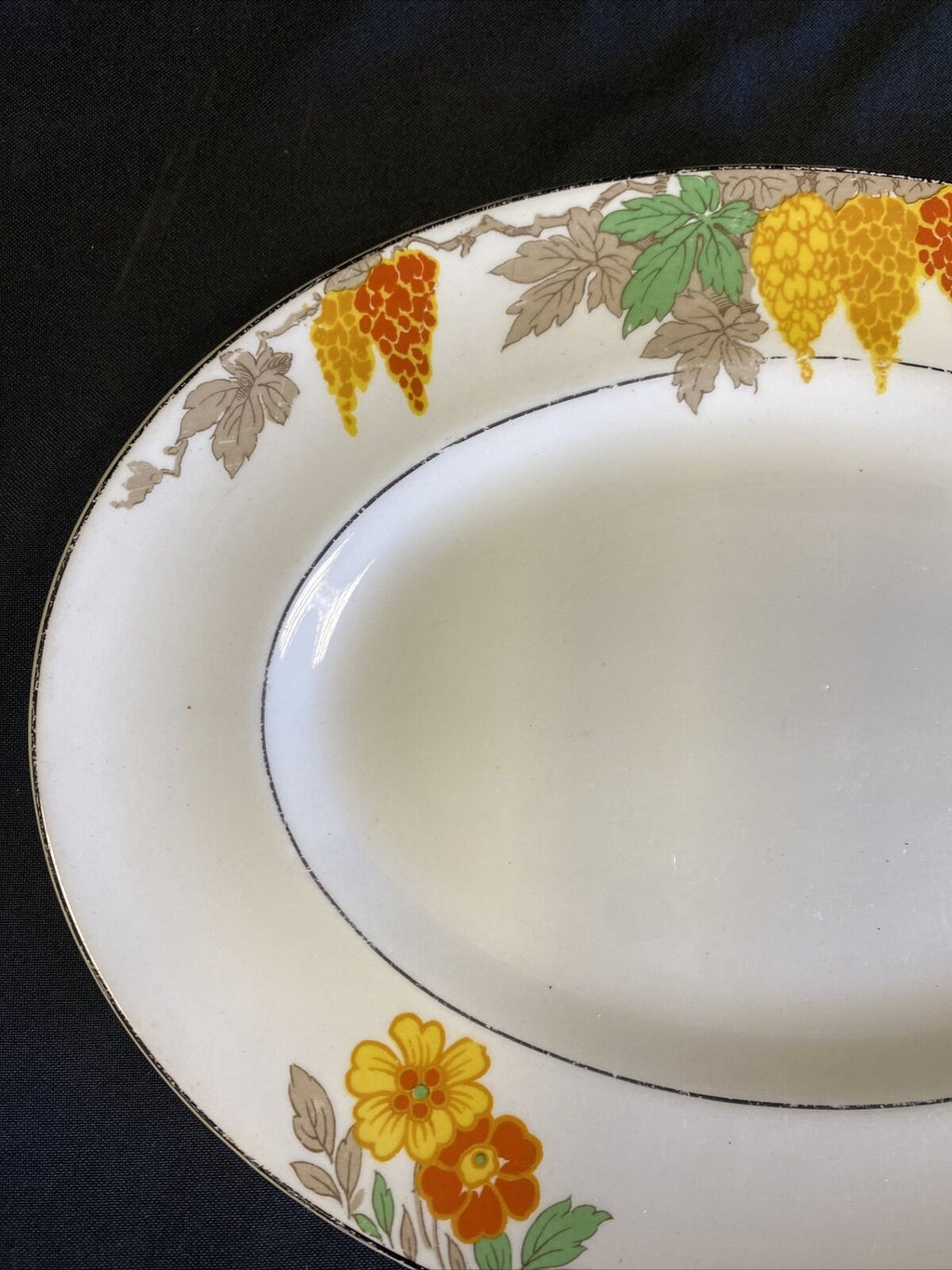 MYOTT Vary rare Art Deco Oval Plate 26cm across with a superb design - (7567)