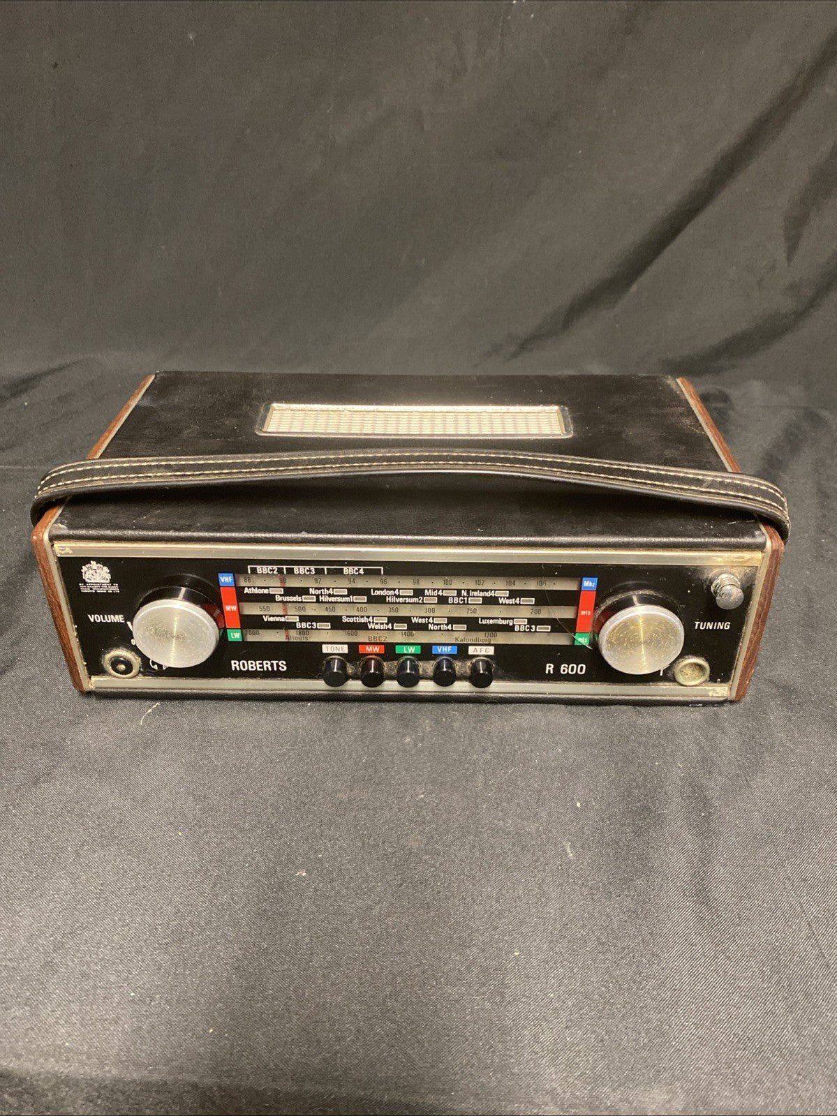 Vintage Roberts R600 Radio in original condition - (1787)