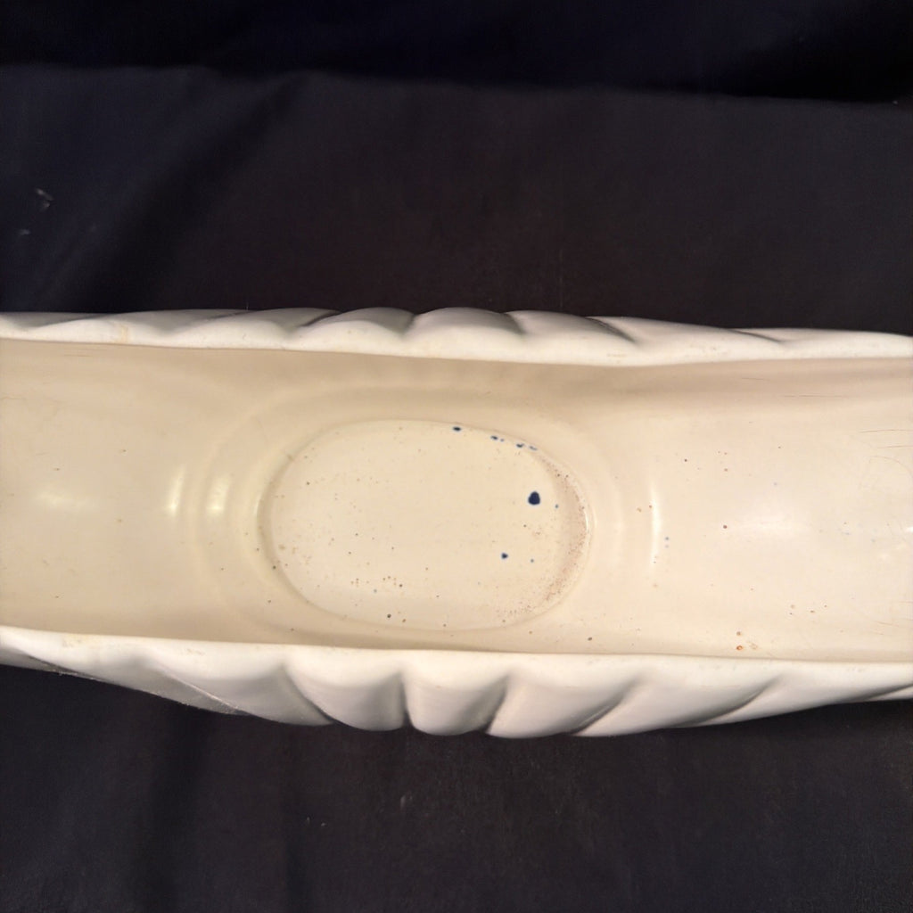 Arthur Wood Kenya Double handled Mantle vase Cream 18" - (2100)