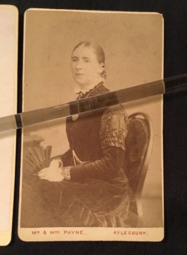 Victorian CDV Cabinet Photo 1890 Payne Aylesbury X2 Same lady - (2310)