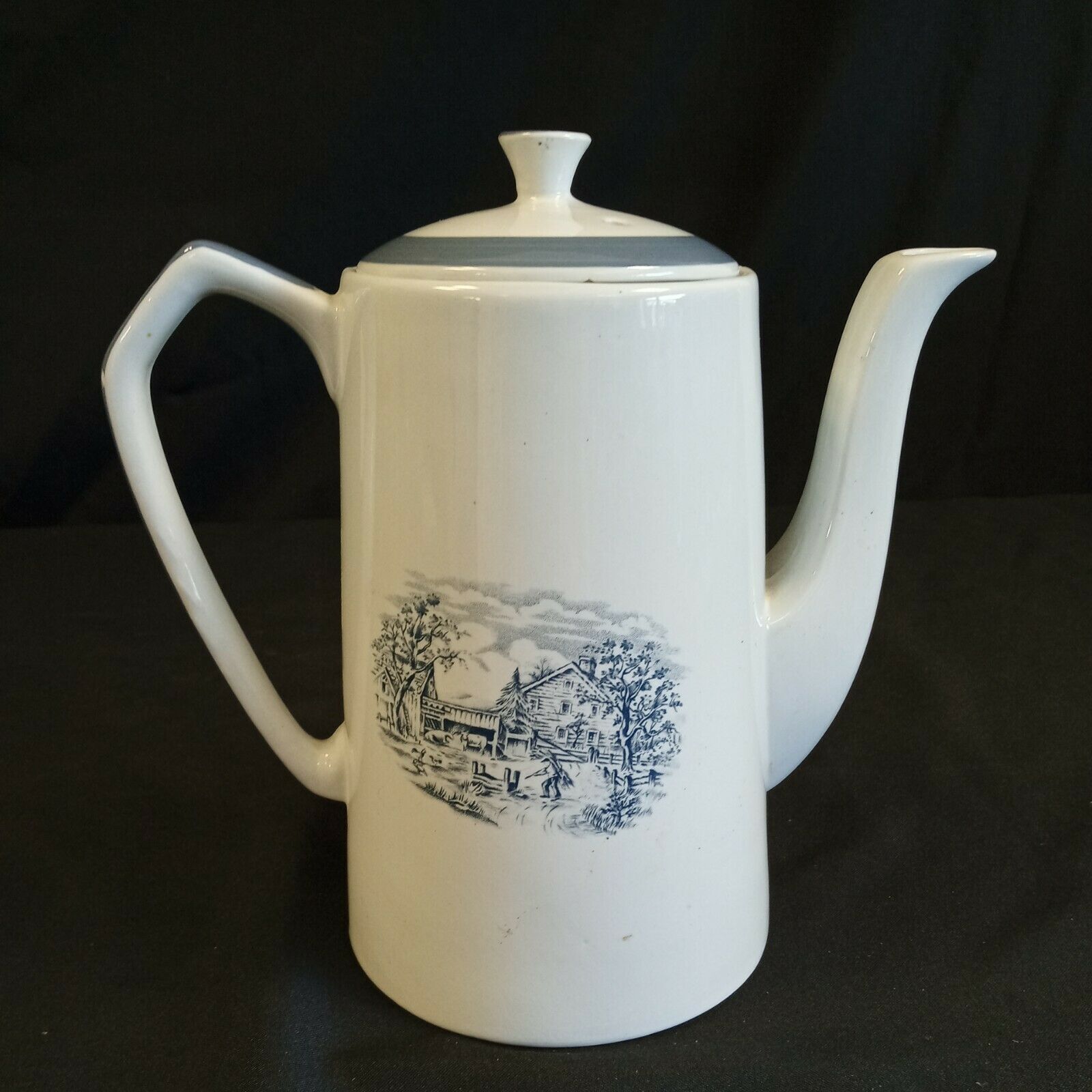 Alfred Meakin Home In The Country Teapot with lid - (8116)