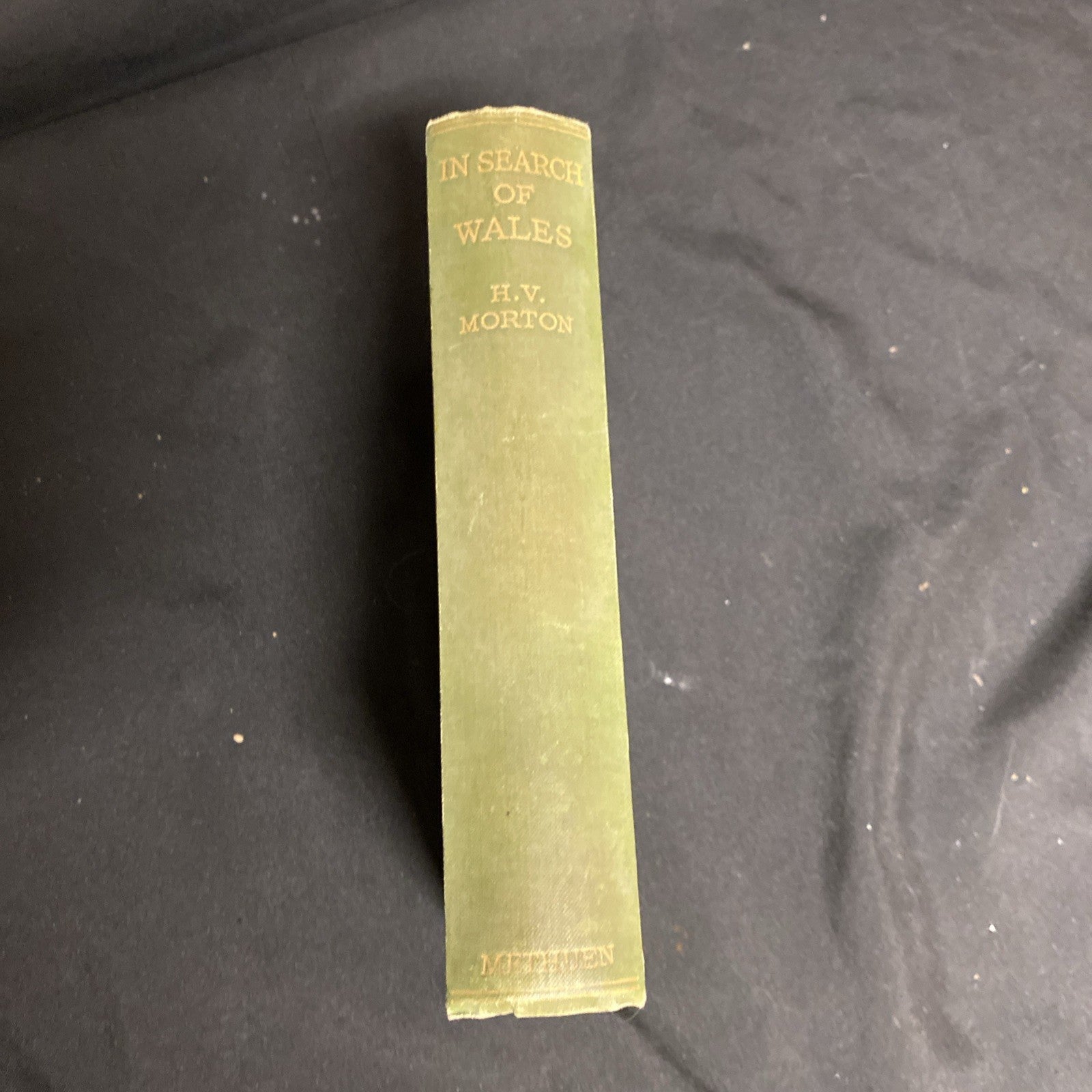 H.V Morton - In Search of Wales - 1932 Book - (1382)