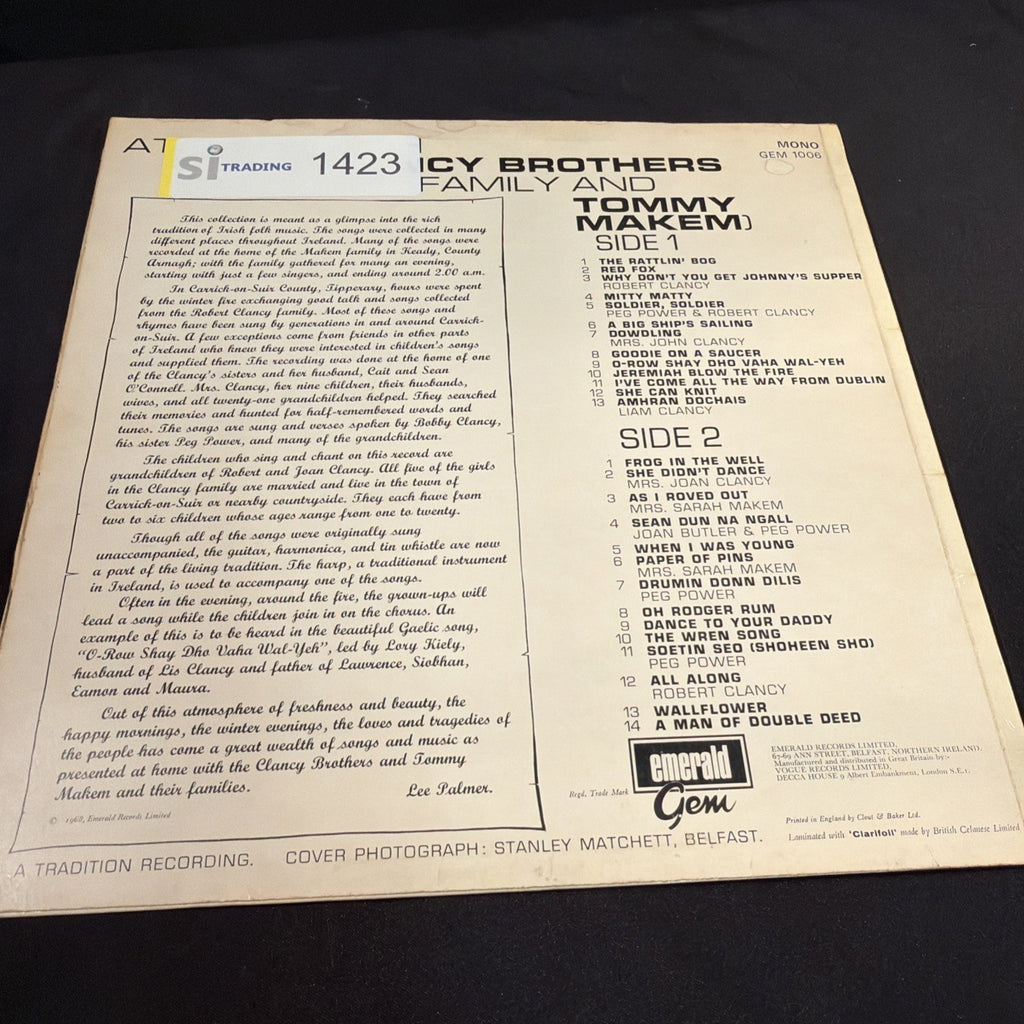 VINYL RECORD - The Clancy Brothers At Home & their family & Tommy Makem (1423)