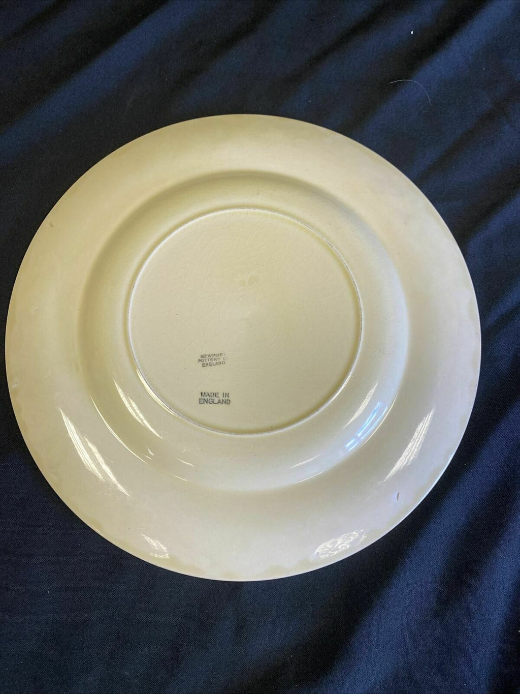 Clarice Claiff Crocus Design Newport Pottery - Plate x 1 x25cm - (7660)