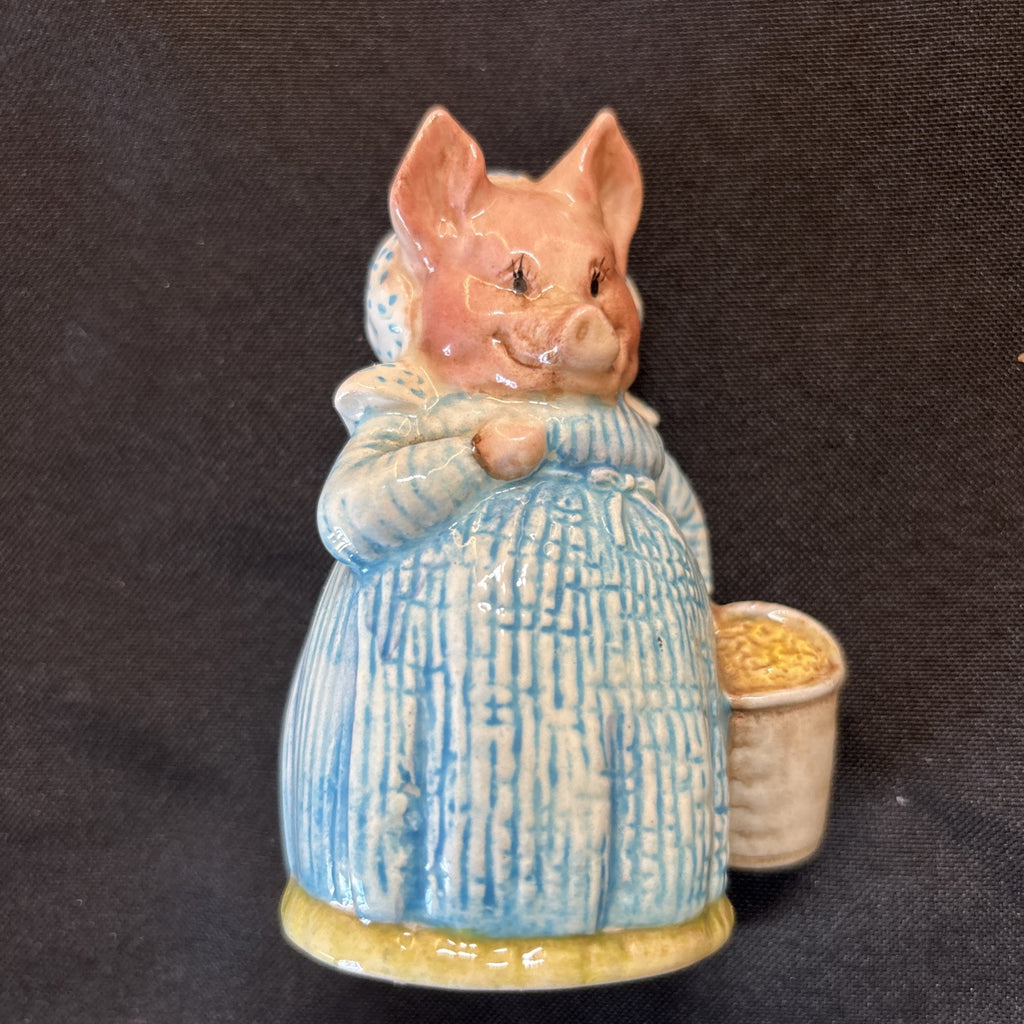 Beswick Beatrix Potter AUNT PETTITOES ceramic figure 1970 F.Warne & co - 5611