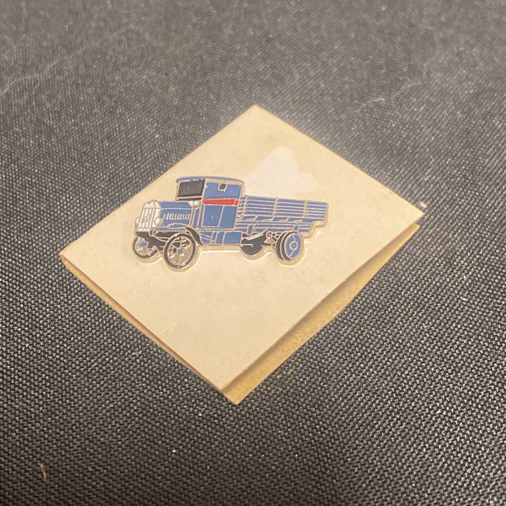 Atlas Editions Enamel Pin Badge Truck Lorry Collection Mercedes Benz 5K - (9141)