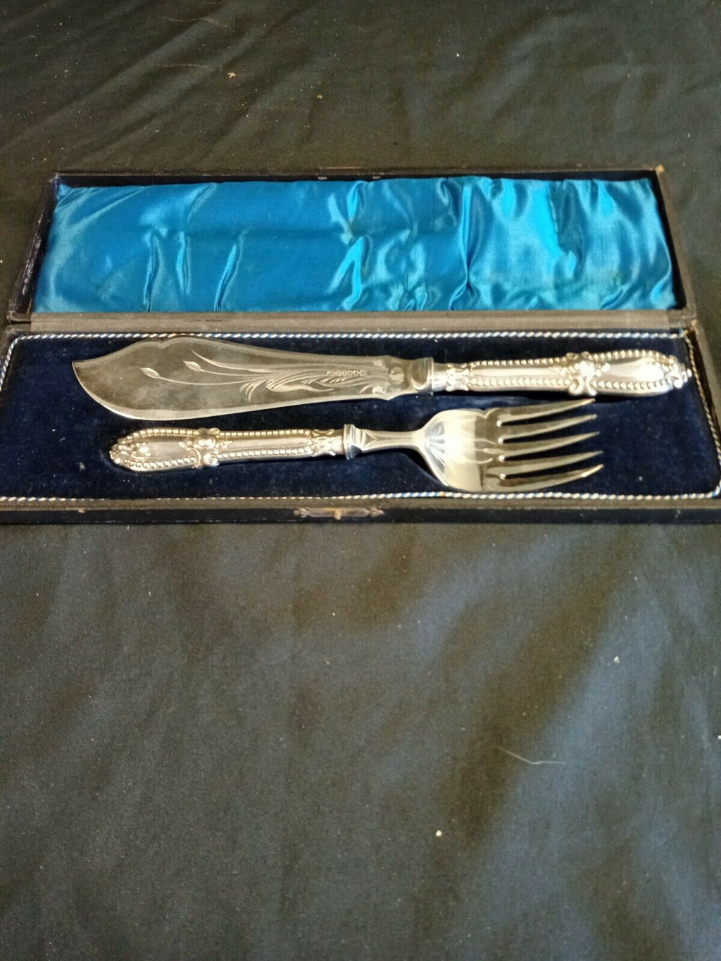Philip Ashbury & Son Late 1800's Silver Plate Fish Server set cased - (7926)