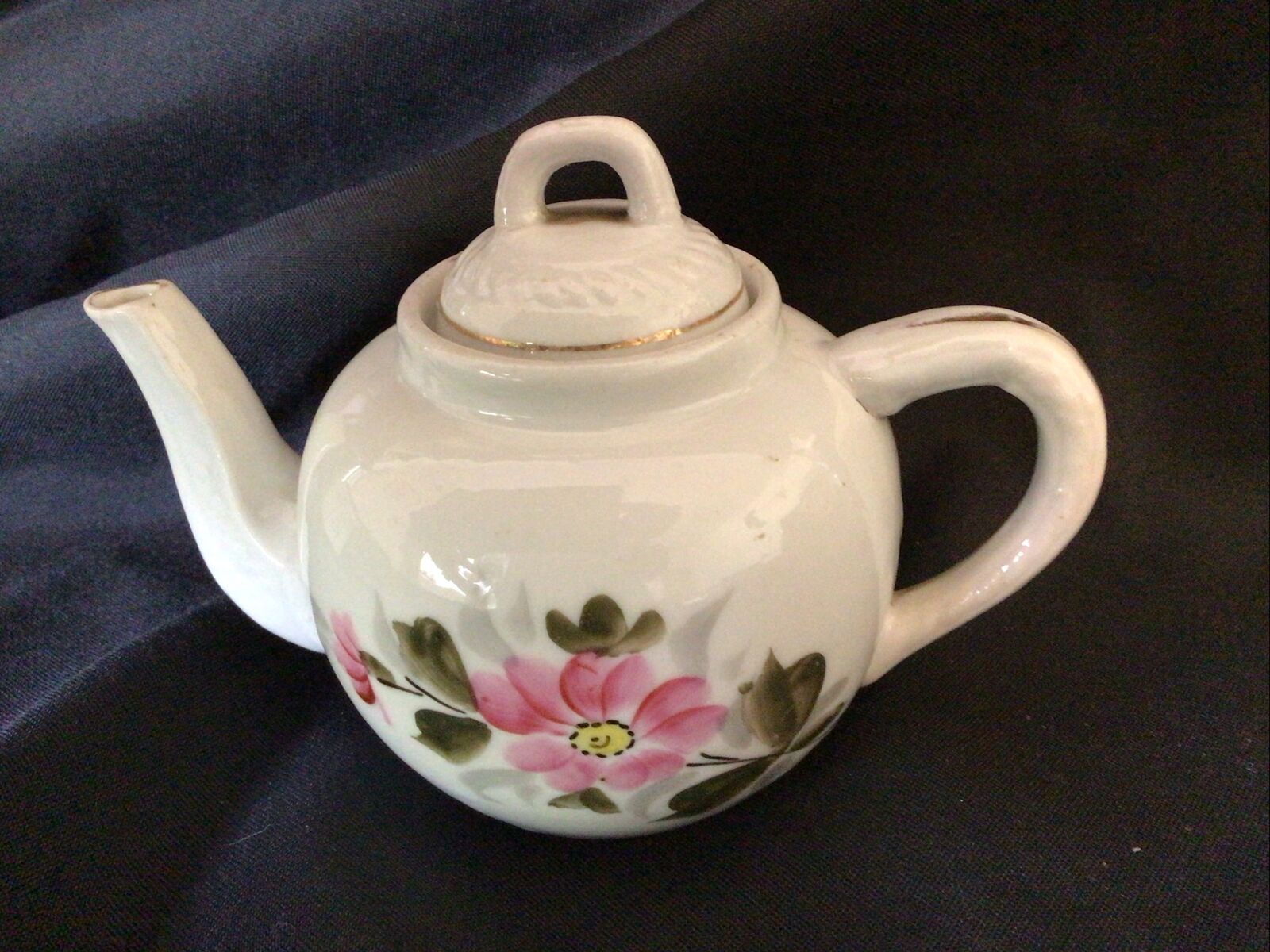 Teapot Collectors Small Ceramic Vintage 8cm English Style - (8369)