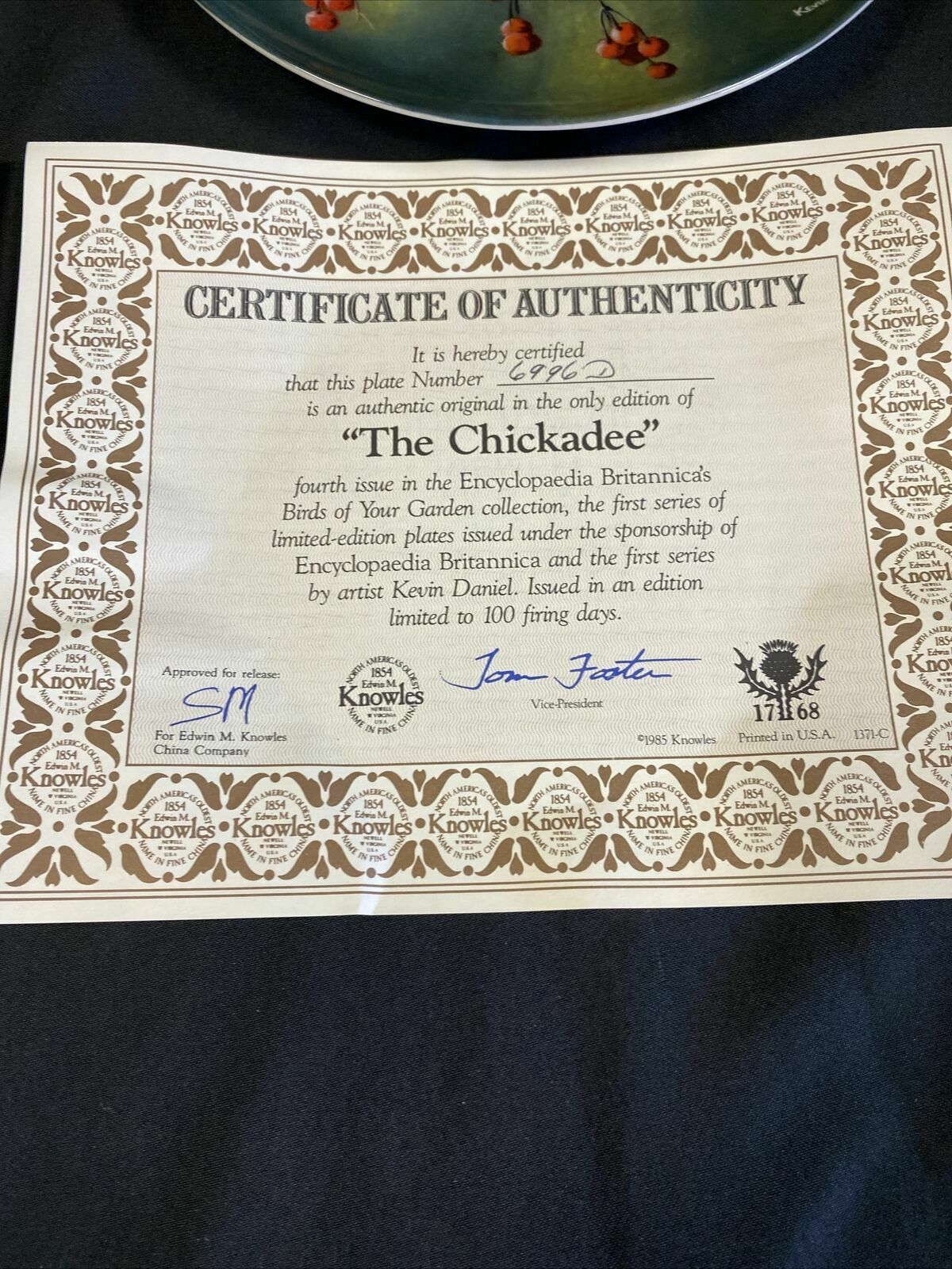 Knowles 1985 Birds in Your Garden Plates x 2 The Chickadee & The Bluebird (7835