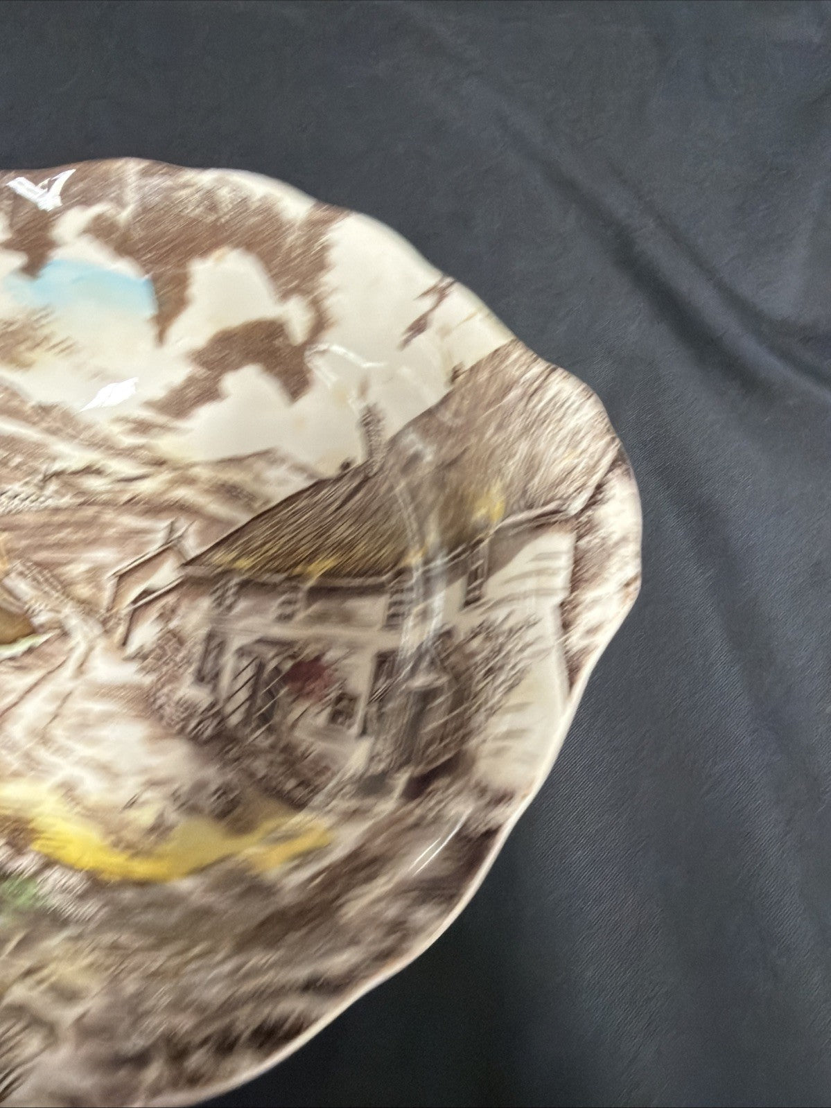 W.H. Grindley Staffordshire, England - Serving bowl - Quiet Day - (1816)