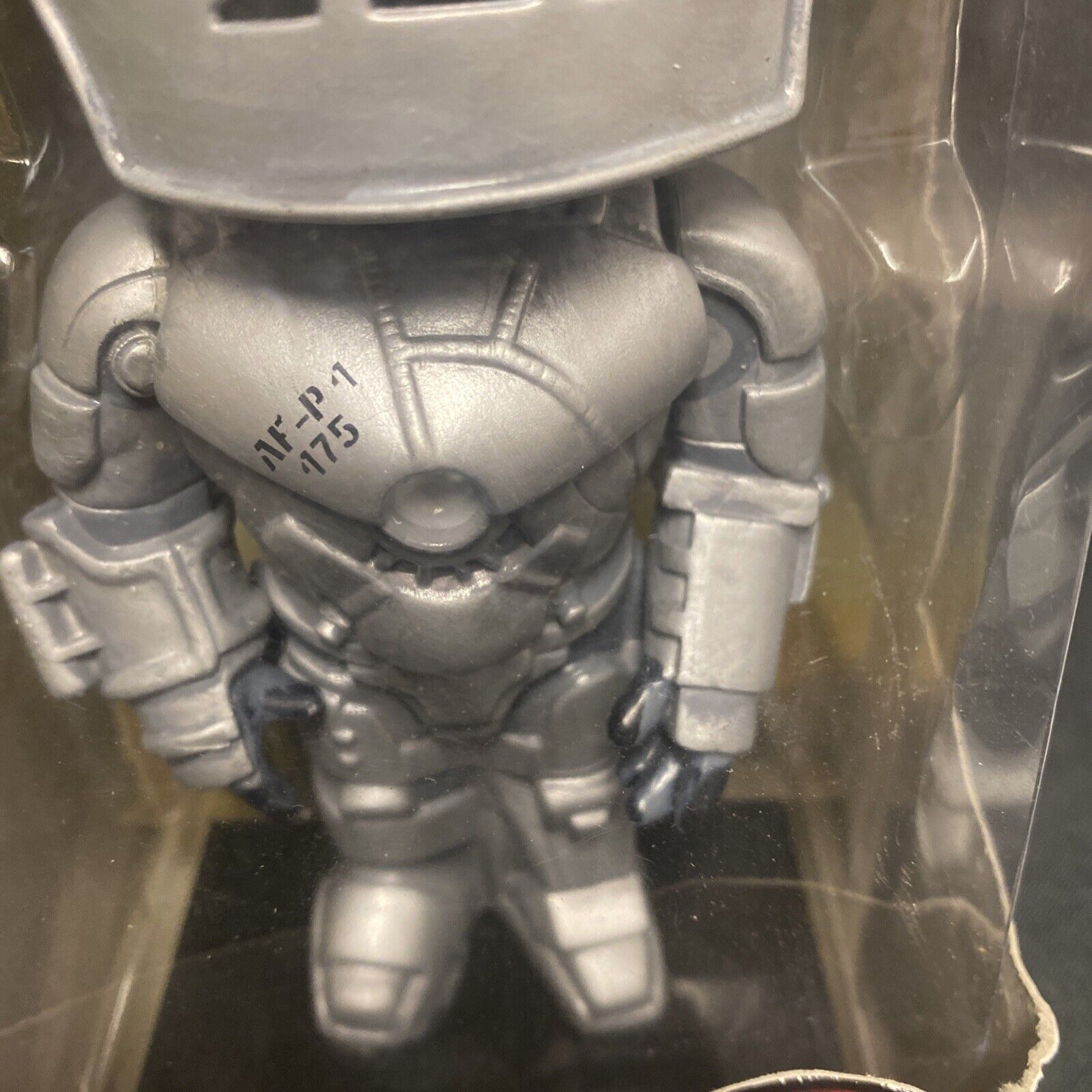 FUNKO Wacky Wobbler 2008 Iron Man Mark 1 Bobble Head RARE - (8634)