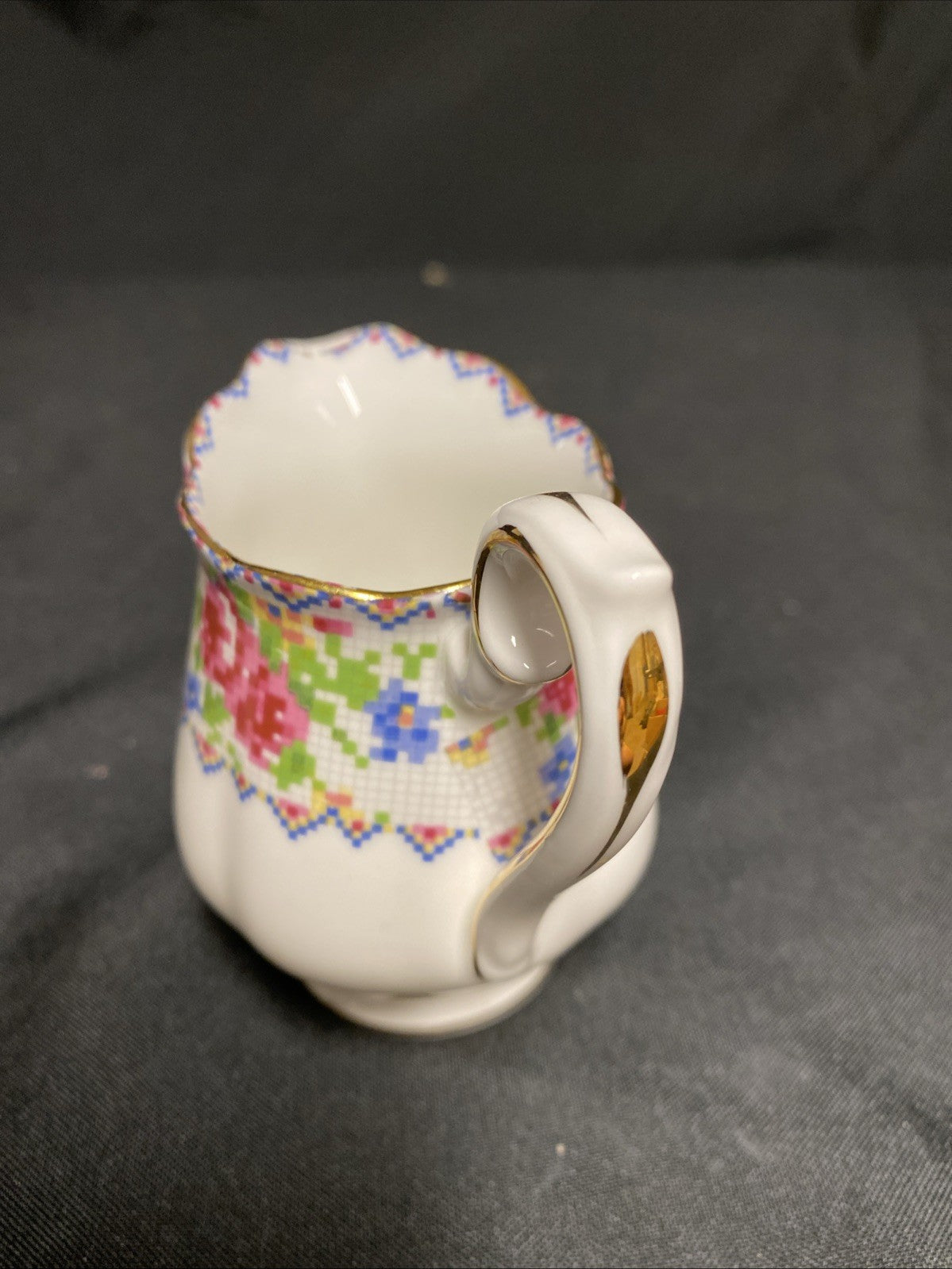 Royal Albert Bone China Petit Point RD778676 Sugar Bowl & Creamer Jug - (1762)