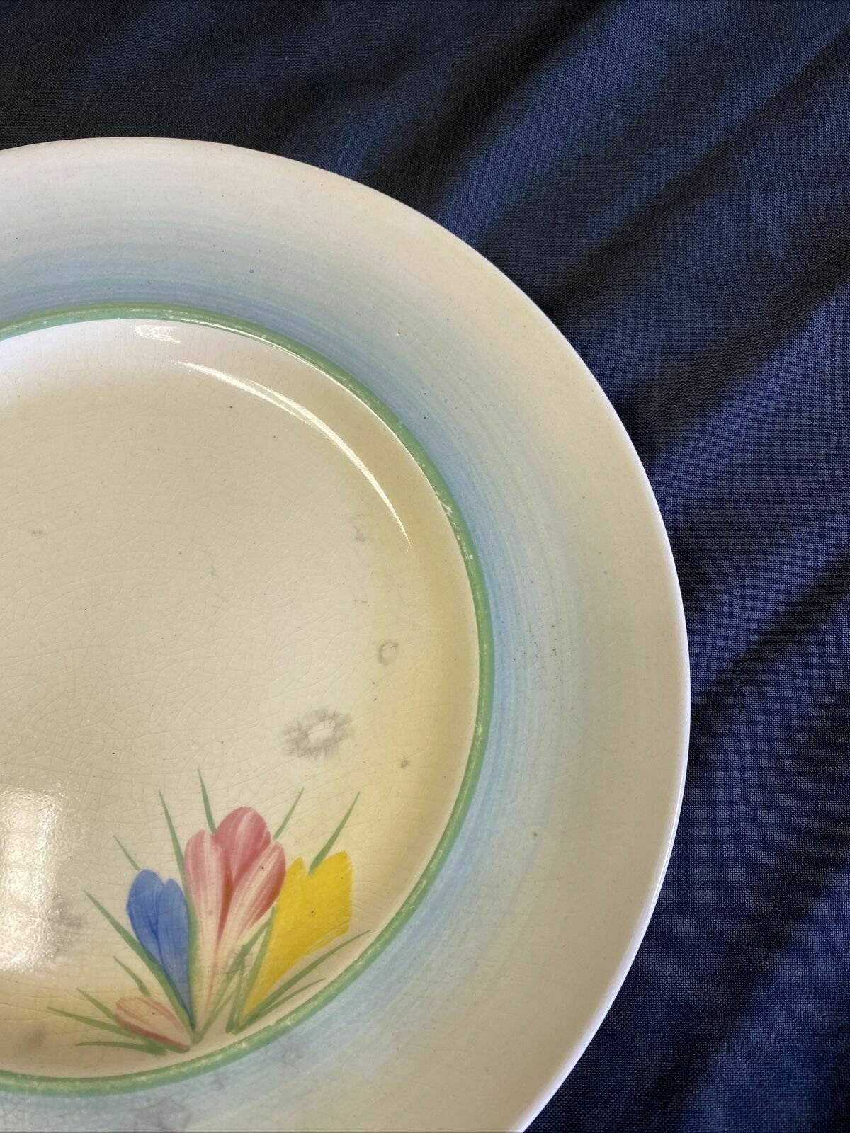 Clarice Claiff Crocus Design Newport Pottery - Plate x 1 x 23cm - (7659)
