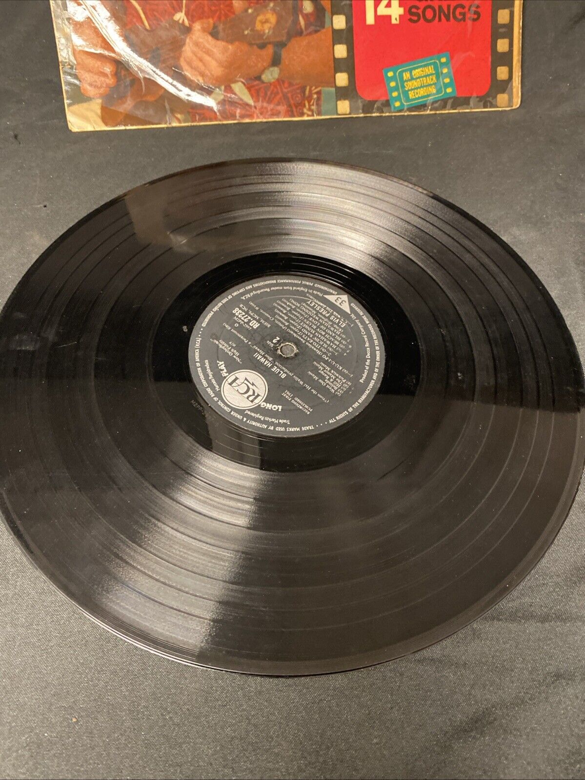 VINYL RECORD - Elvis Presley BLUE HAWAII 1961 album RCA Black Label -(5655)