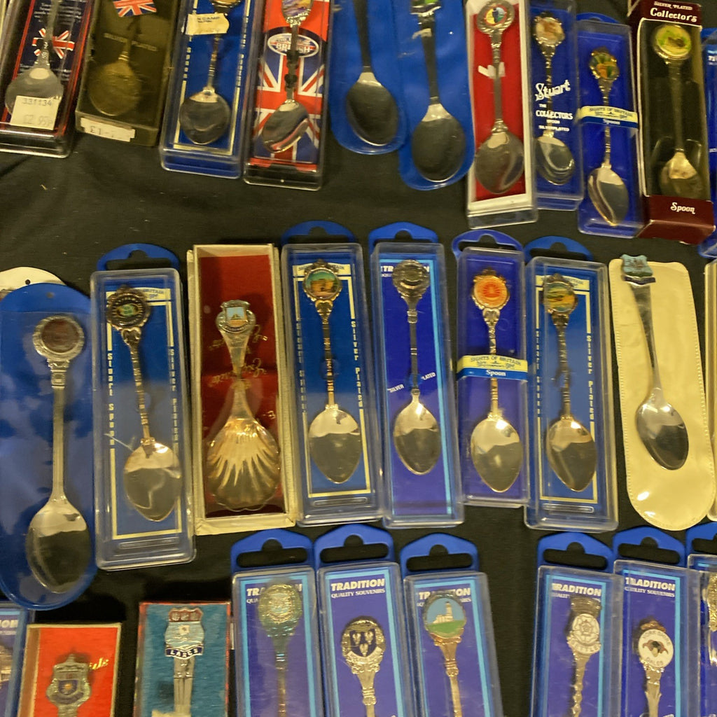 55 Collectable Souvenier Silver Plated Spoons Boxed Some Rare- (1585)