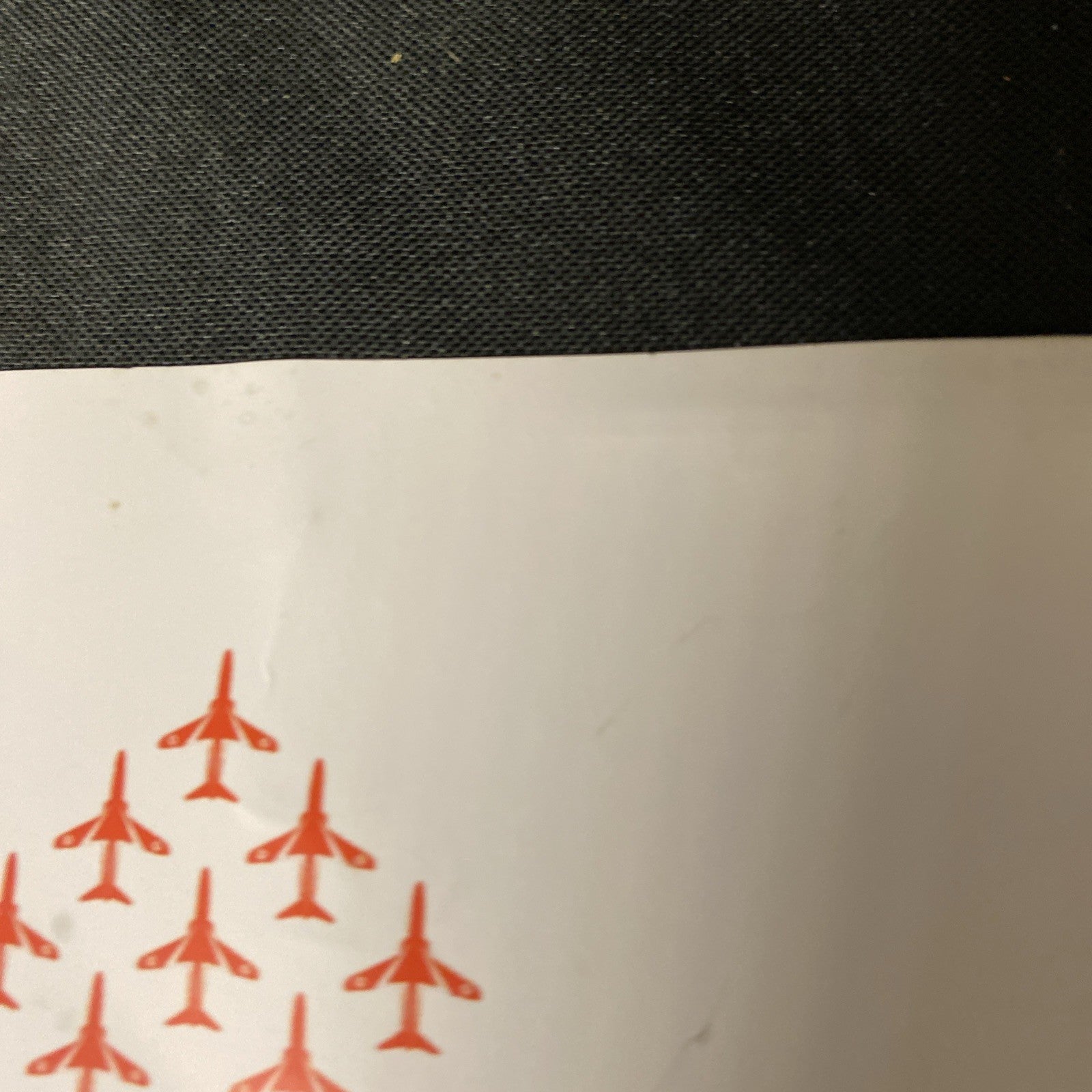 RAF RED ARROWS HAWK T1A XX237 SIGNED BY ALL THE SQUADRON PRINT 2005 RARE - (1639)