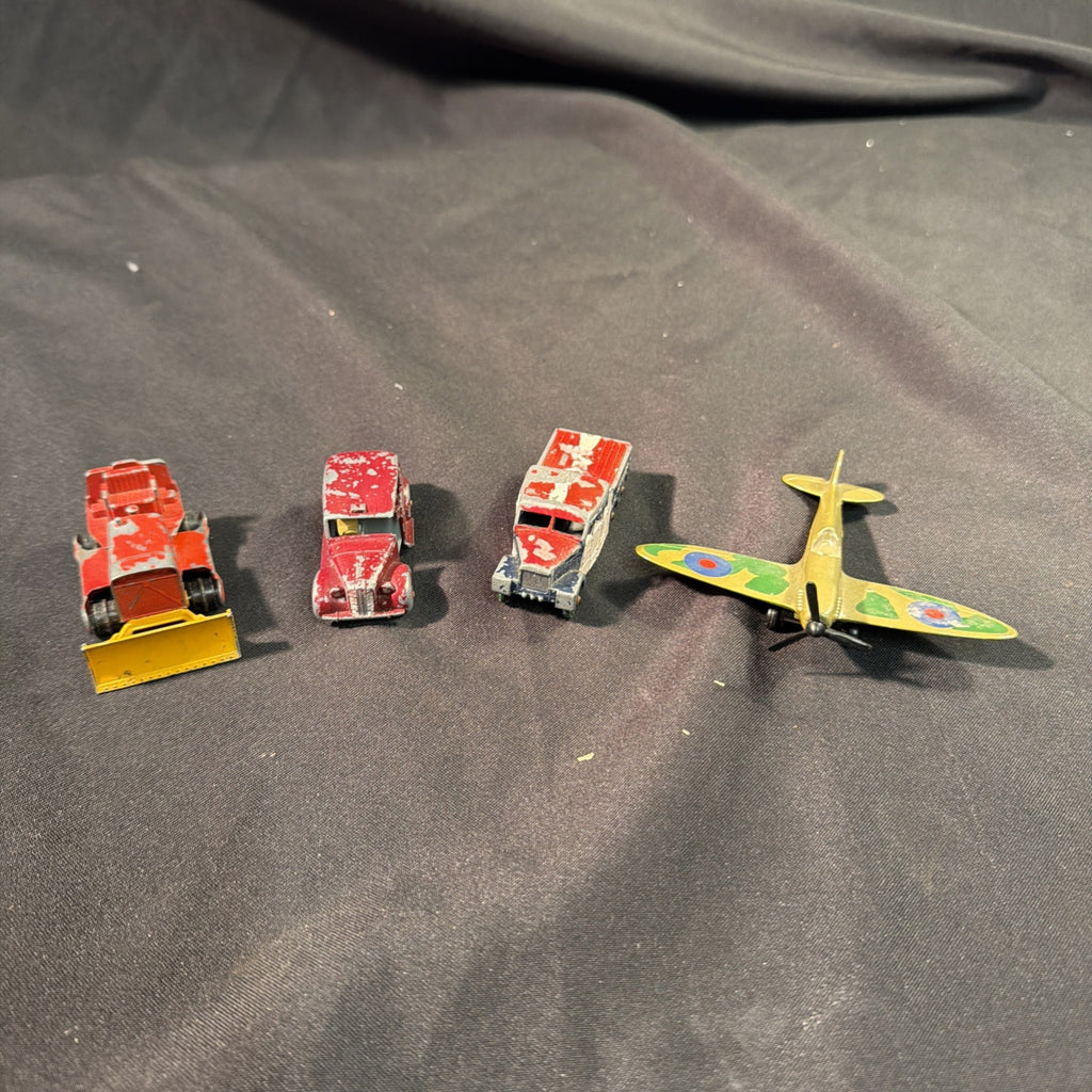 Matchbox Lesney Vintage Die Cast Toy lot x 4 Spitfire Scammell Austin Case Tractor - (2047)