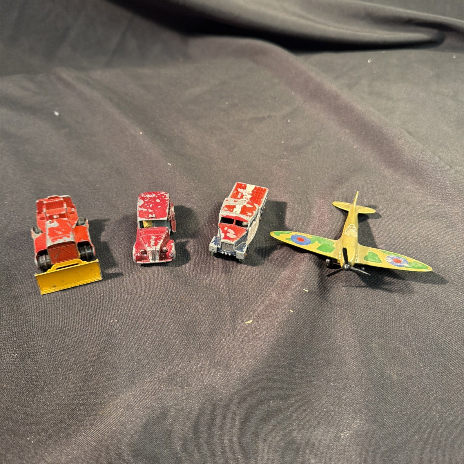Matchbox Lesney Vintage Die Cast Toy lot x 4 Spitfire Scammell Austin Case Tractor - (2047)