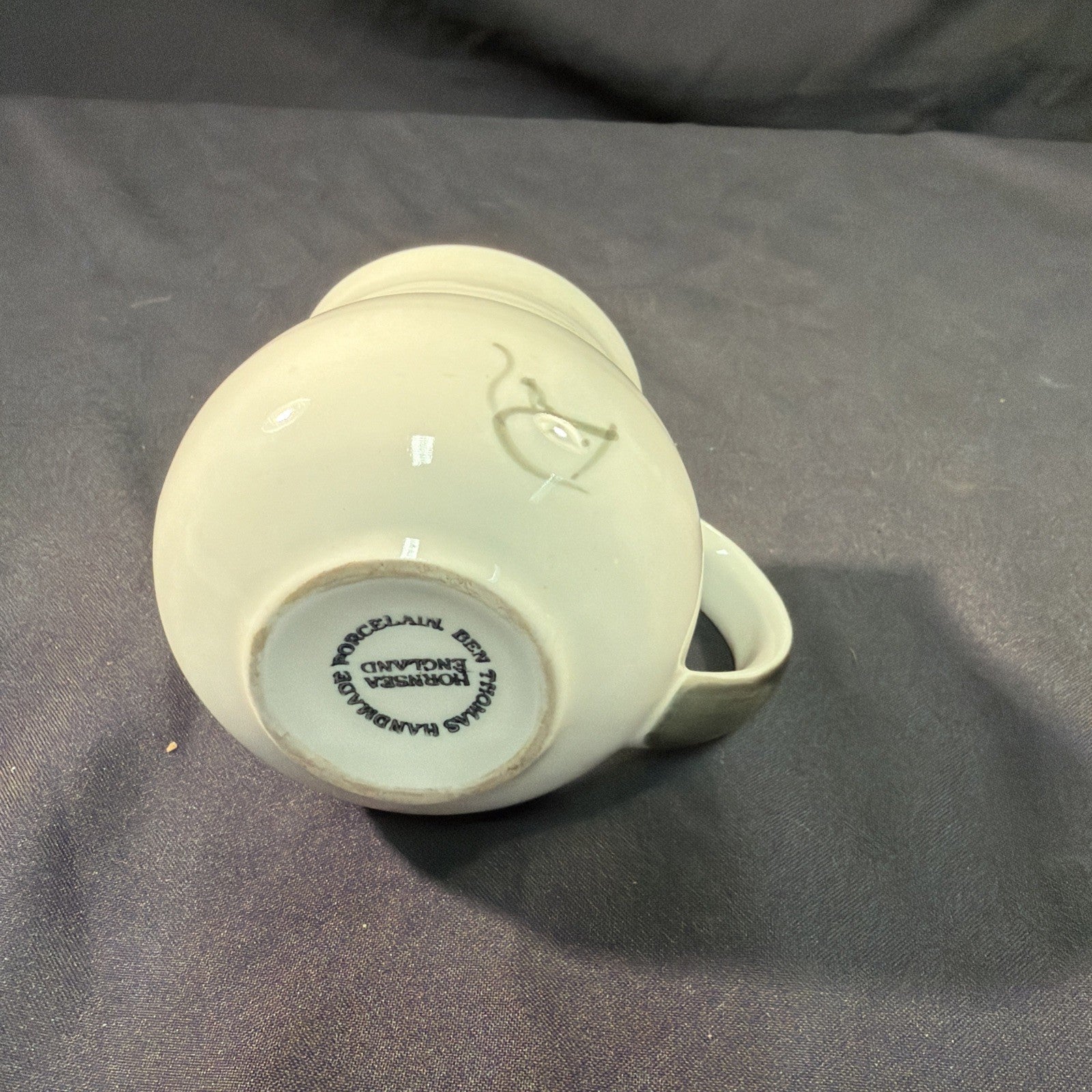 Hornsea Ben Thomas Porcelain hand Made and Painted Chicken Mug - (2027)