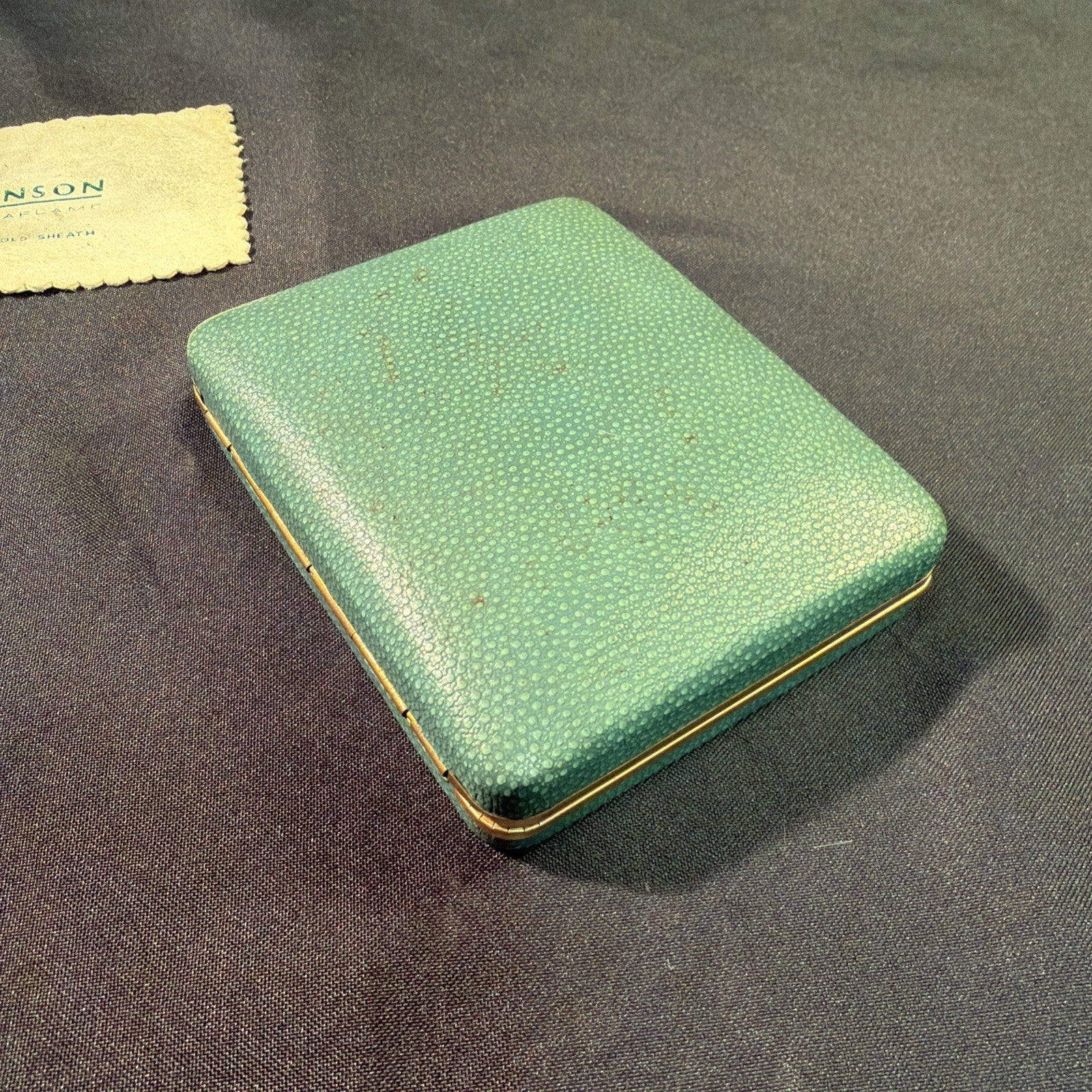 Ronson Varaflame Adonis 9ct Gold Sheath Lighter, box and cloth - (1999)