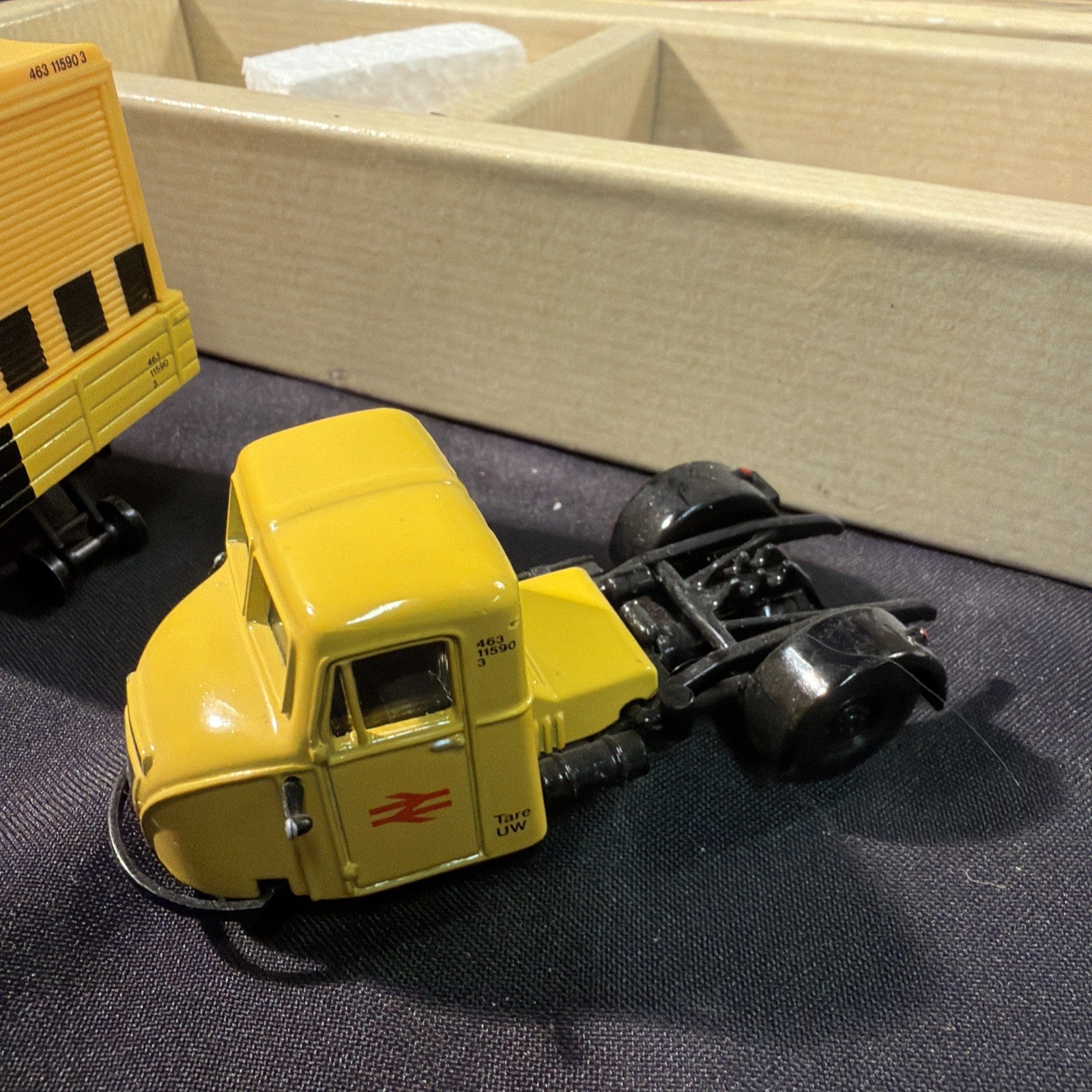 CORGI Classic Scammell Scarab 97910 Rail Freight LE #4964 of #7790 1993 - (2043)