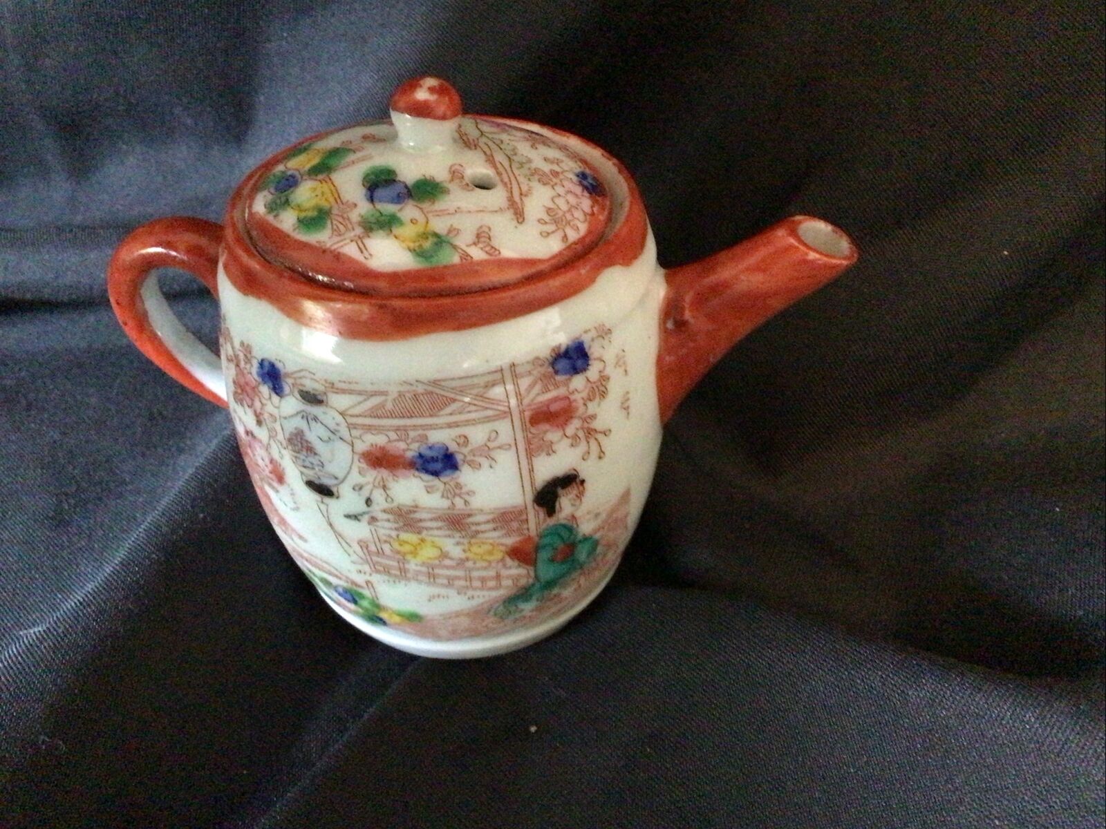 Teapot Collectors Small Ceramic Vintage 7cm Japanese Style - (8372)