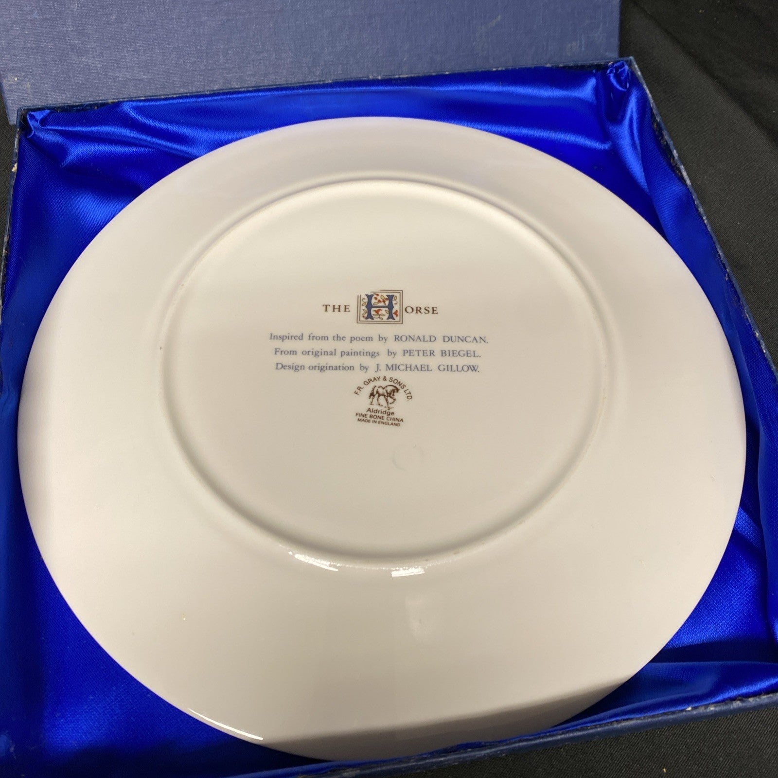 "The Horse" Fine Bone China Plate By Aynsley FR Gray Aldridge 27cms -(1604)