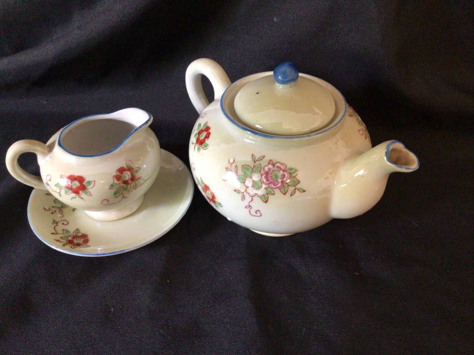 Teapot Collectors Small Ceramic Vintage set 10cm Made in Japan - (8632)