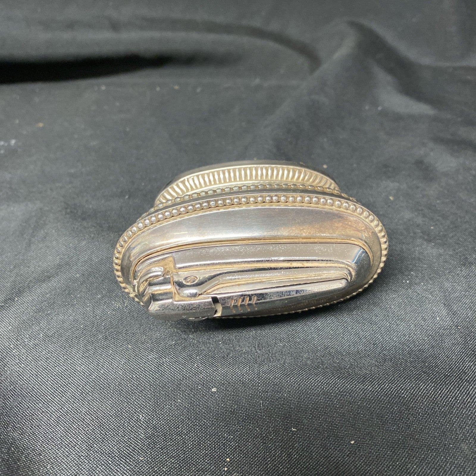 Ronson Vintage silver plated table top lighter - (1704)