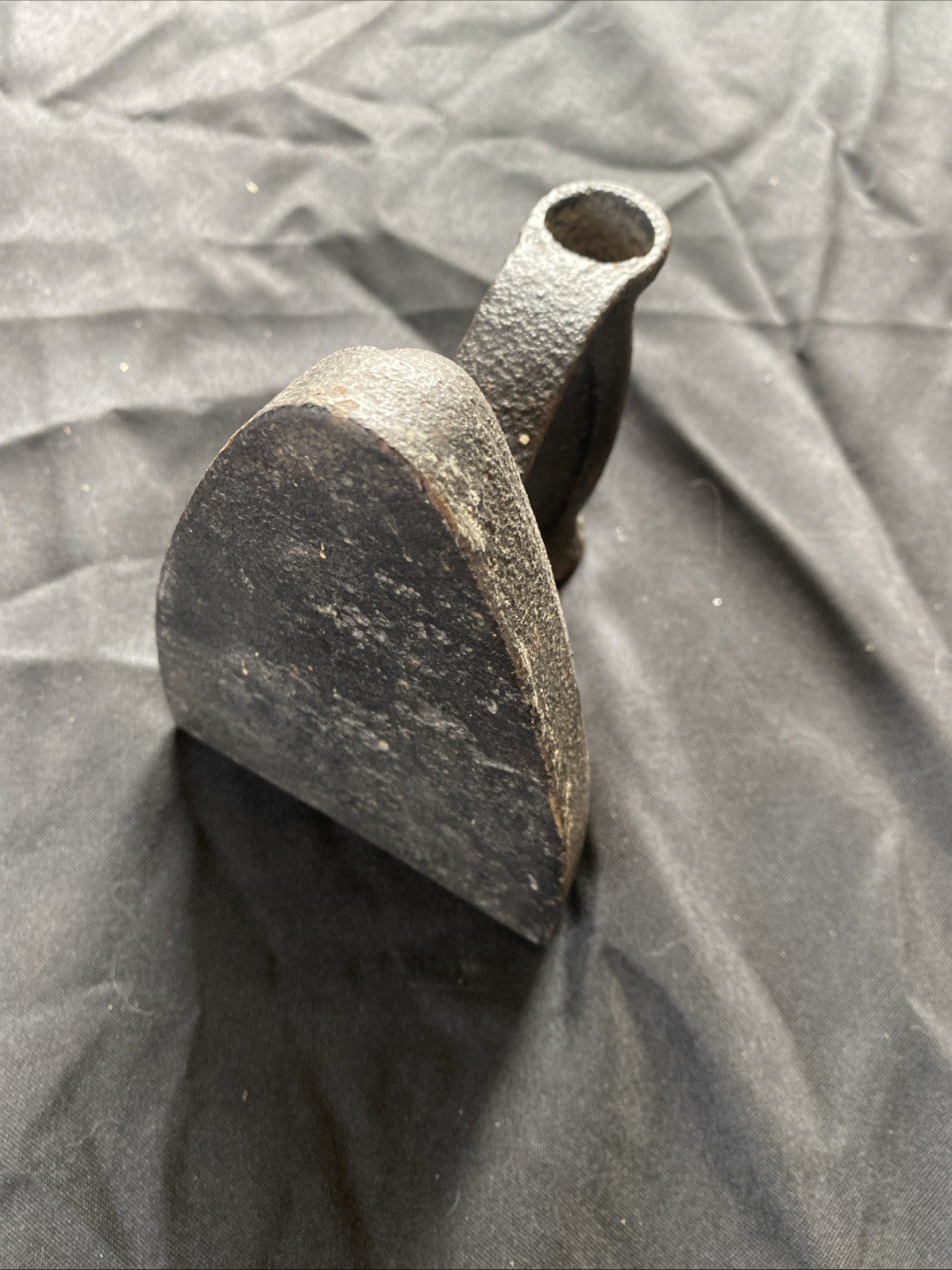 Antique Cast Iron Flat Clothes Iron by J&J Siddons West Bromwich, No 8 (1193)